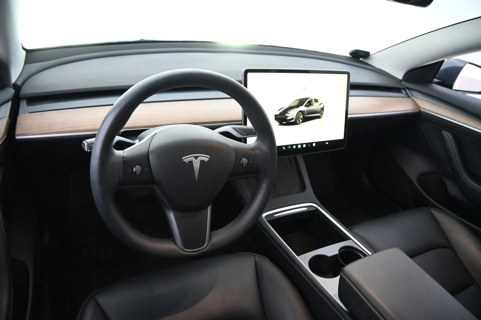 Car Image - 7uVlfYOPZ25nZFZF5Eo6dg