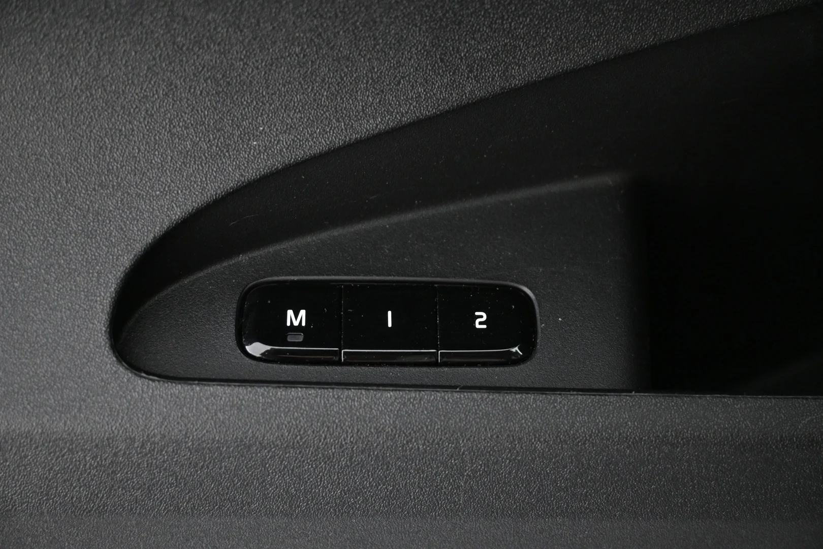 Car Image - 6B1btXpiN2uu4ANDjMRKYW