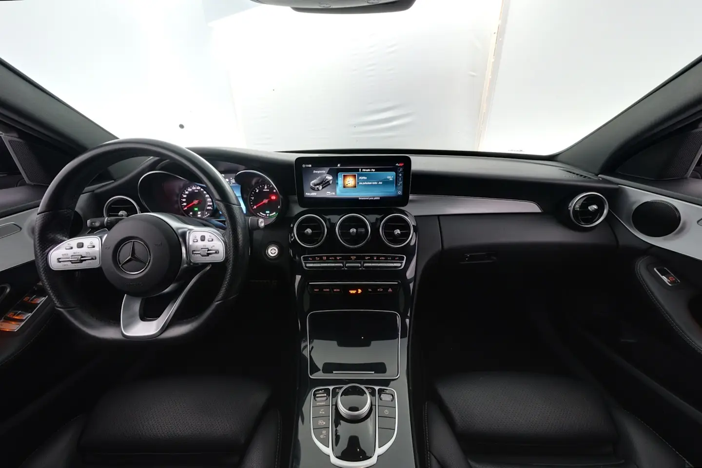 Car Image - vy95LyrUhFN5wewmFlvF1