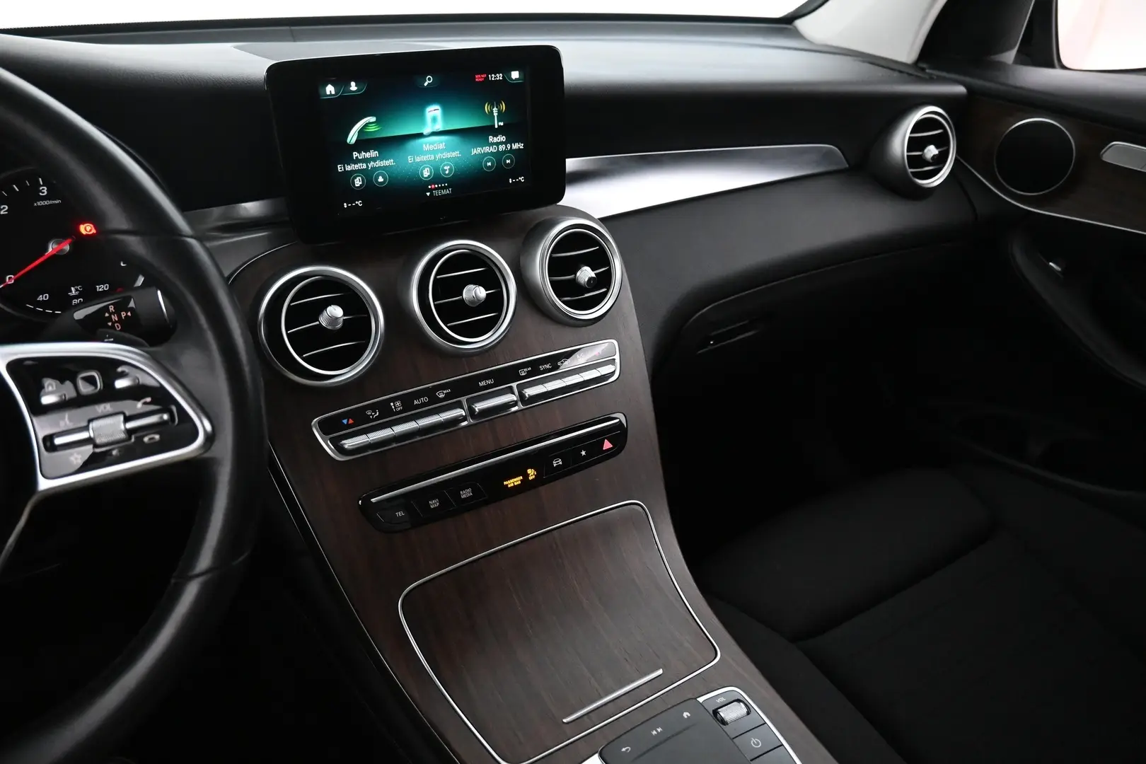 Car Image - 6dVAVa2QdXAyjtUO5Q7m2l