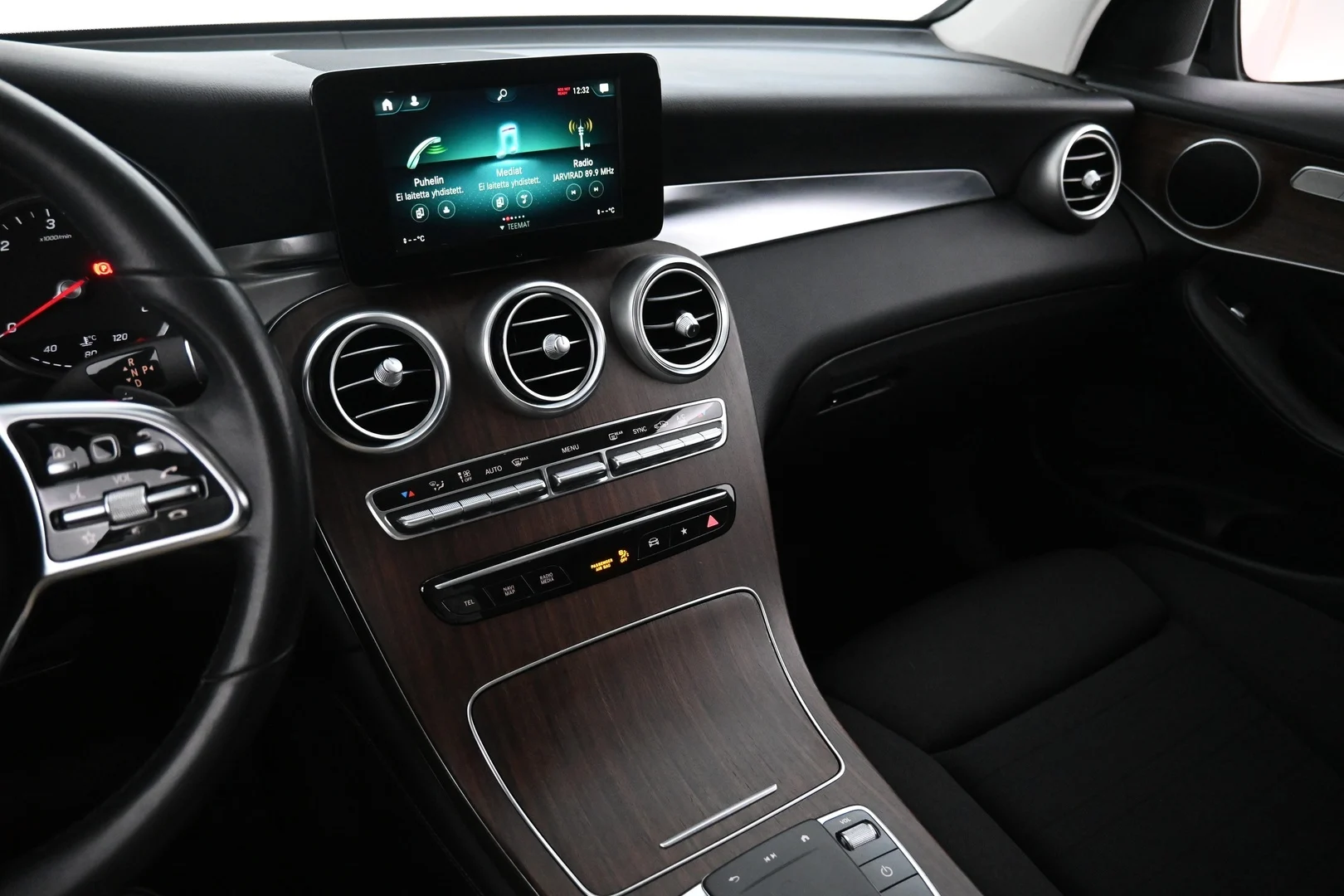 Car Image - 6dVAVa2QdXAyjtUO5Q7m2l