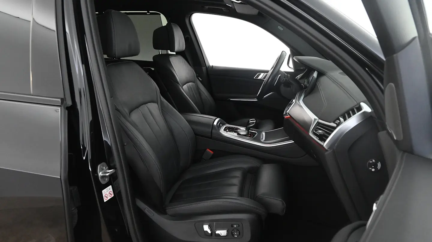 Car Image - 3ijuNtmxH71LSw5yiGF2UD