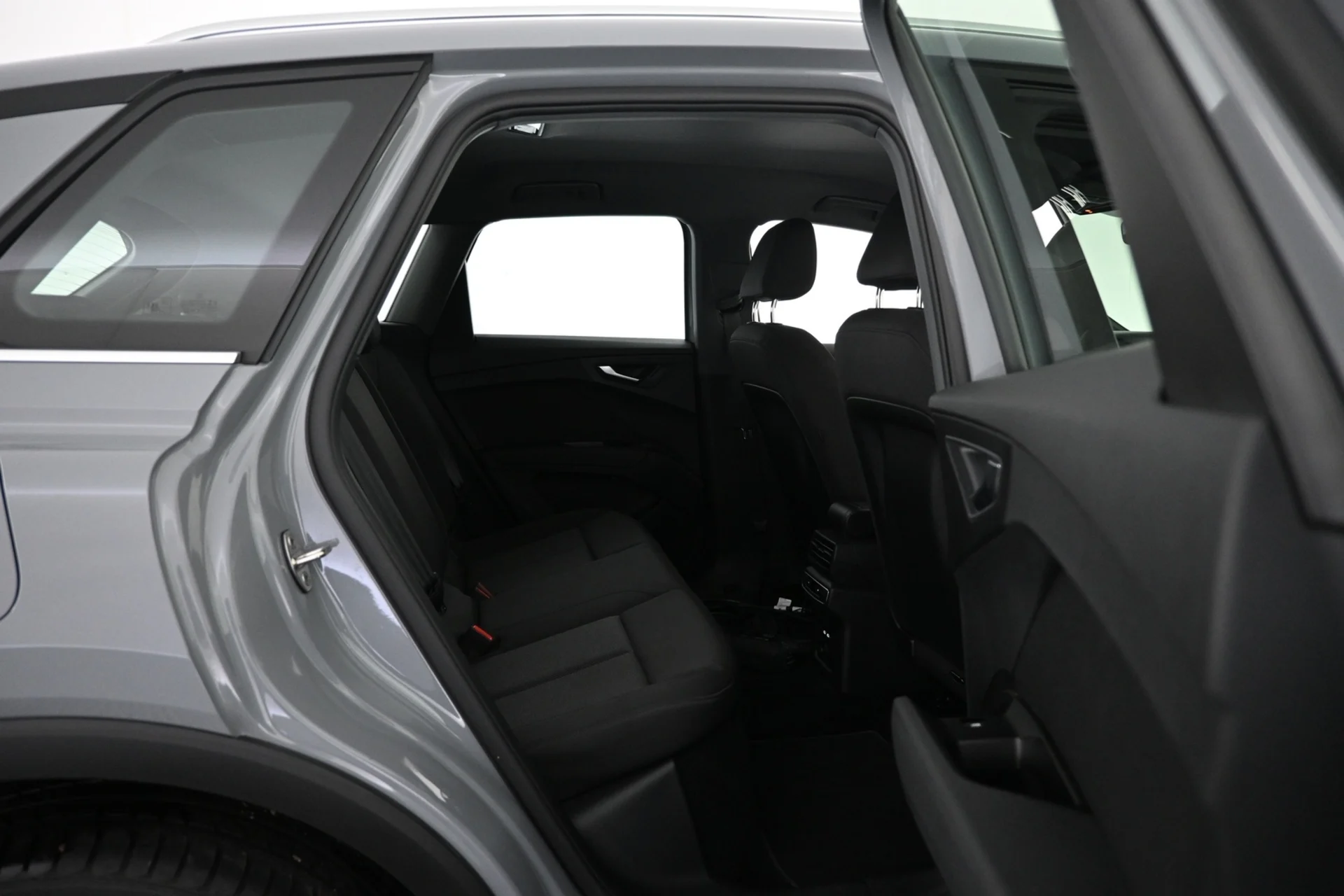 Car Image - 5oNVJSiqwqsxccl778ojRj