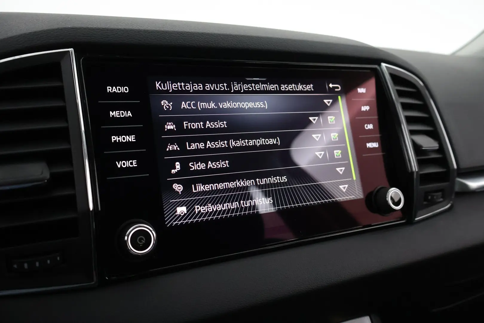 Car Image - 4Go0dQAwKBAvxrYWFR1efm