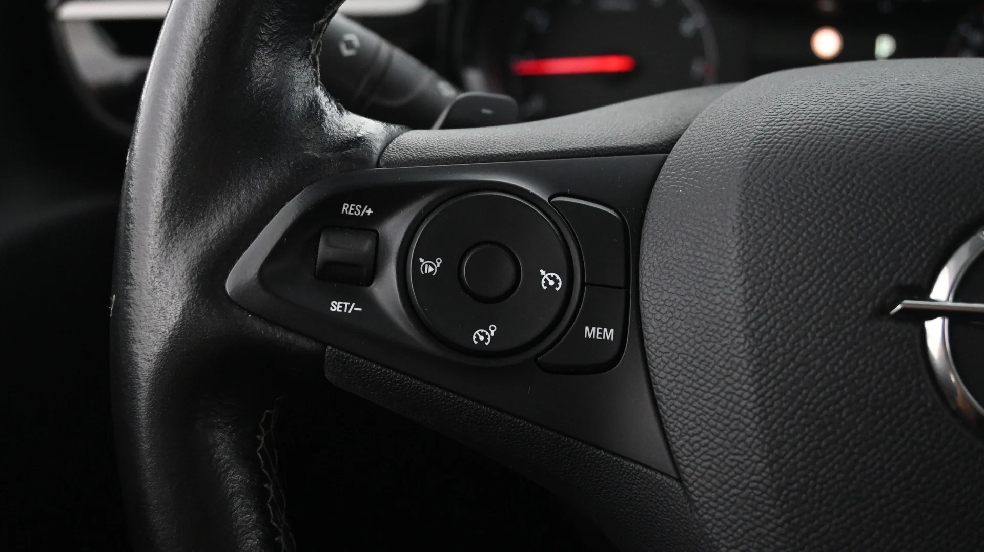Car Image - 2CVTq61Vh4kxYpP4SKDIa7