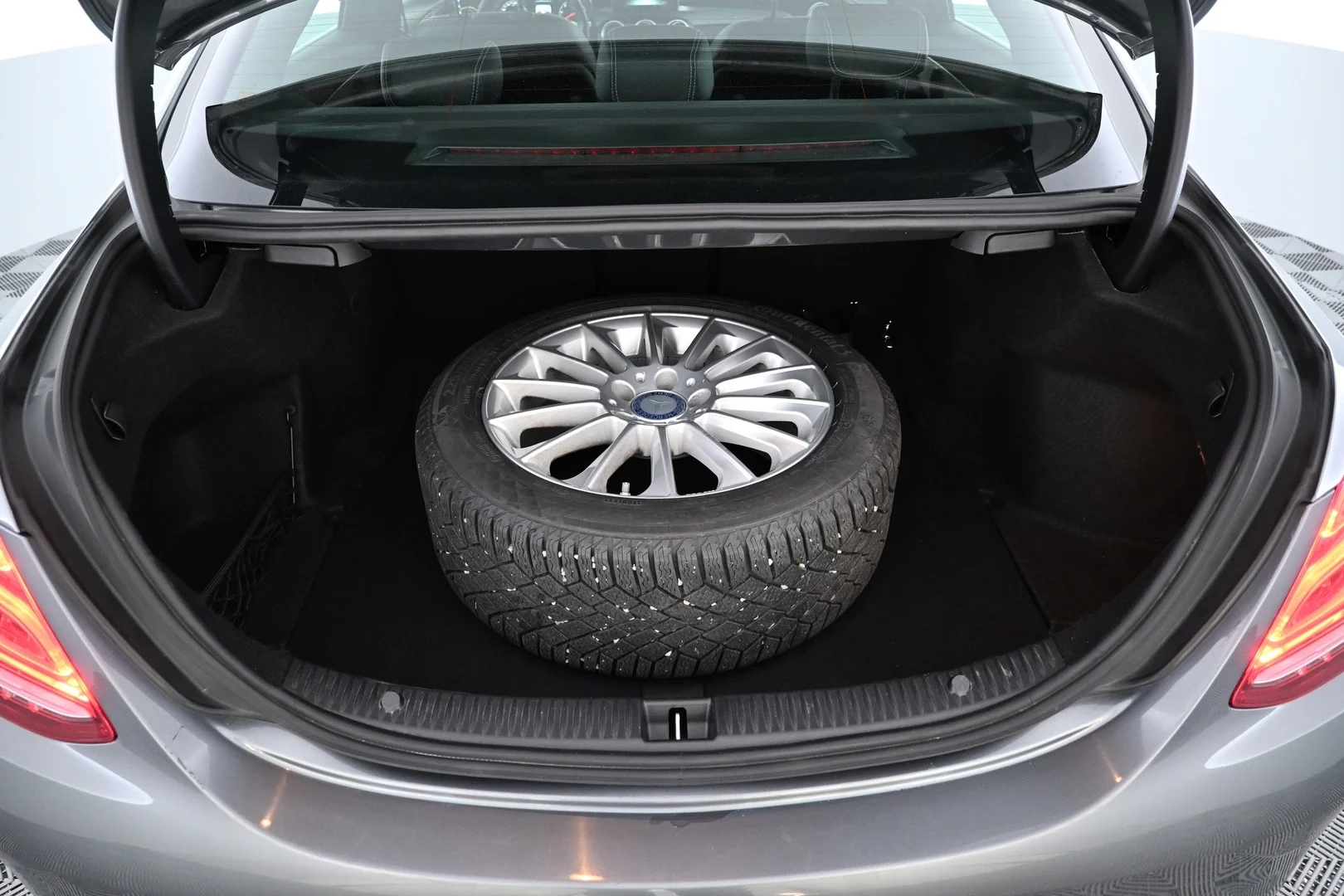 Car Image - 2hHrXcLahSCigf4yiGwEgm