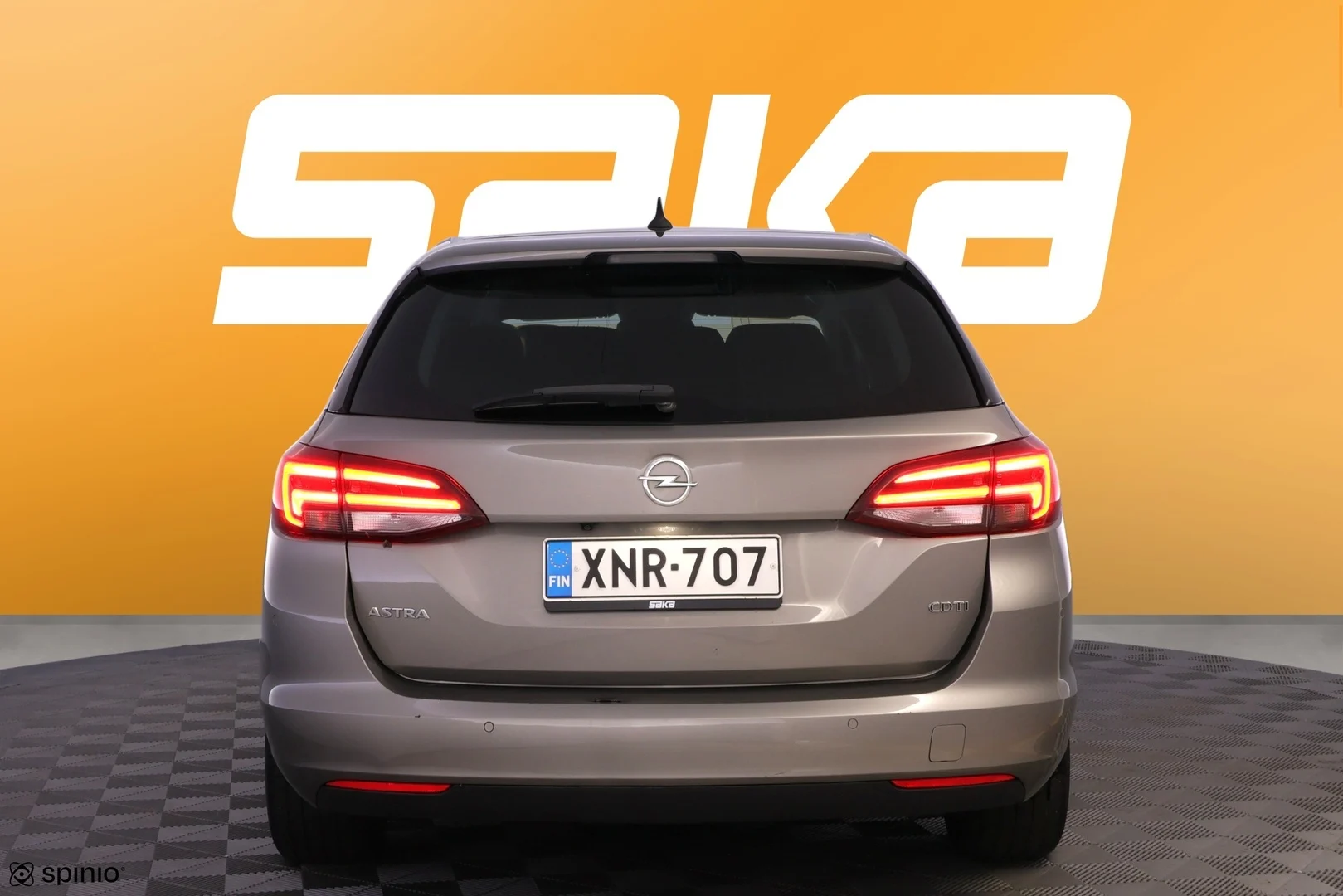 Car Image - U2iG0IEt2qfCf7Q1sIOBL