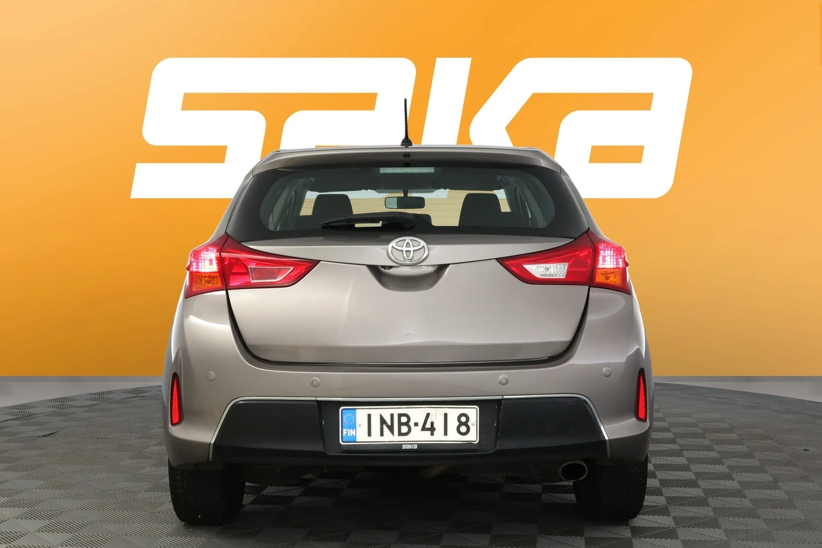 Car Image - Plq1VAdoTmQF0NQ8HYAeH