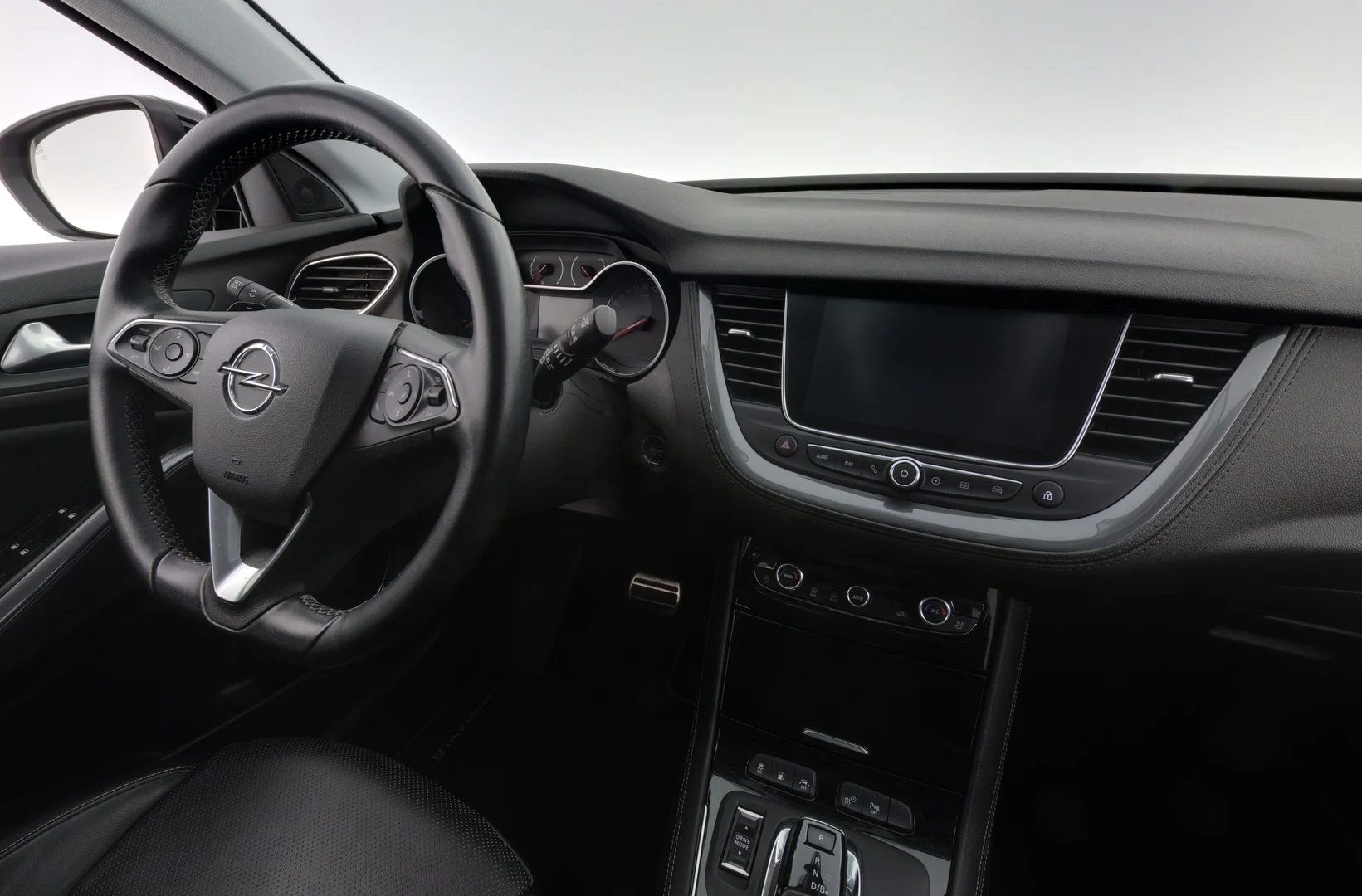 Car Image - 4xC3UxecGyDJTocyyD9h7m