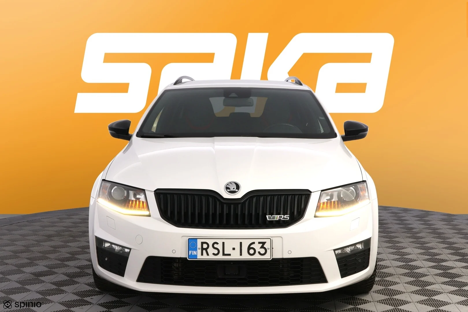 Car Image - 5iLkLB9NDhx3o2EfdumDFg