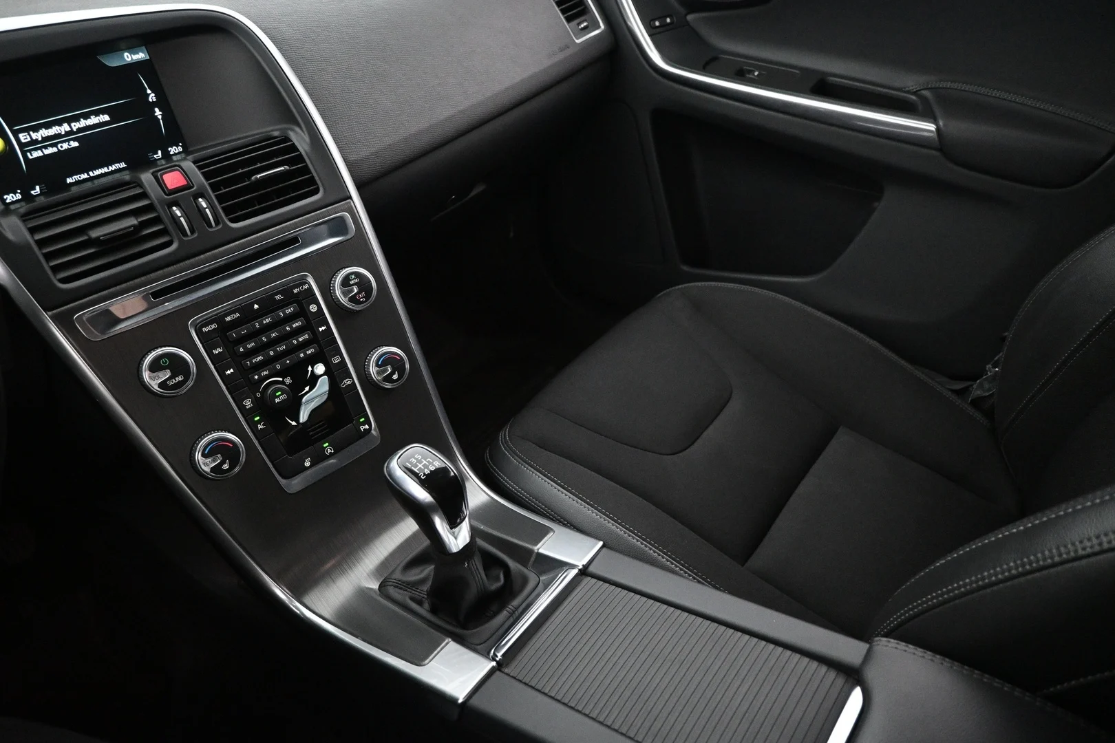 Car Image - 1yMyzJaWwgN73qHxLxPa7u