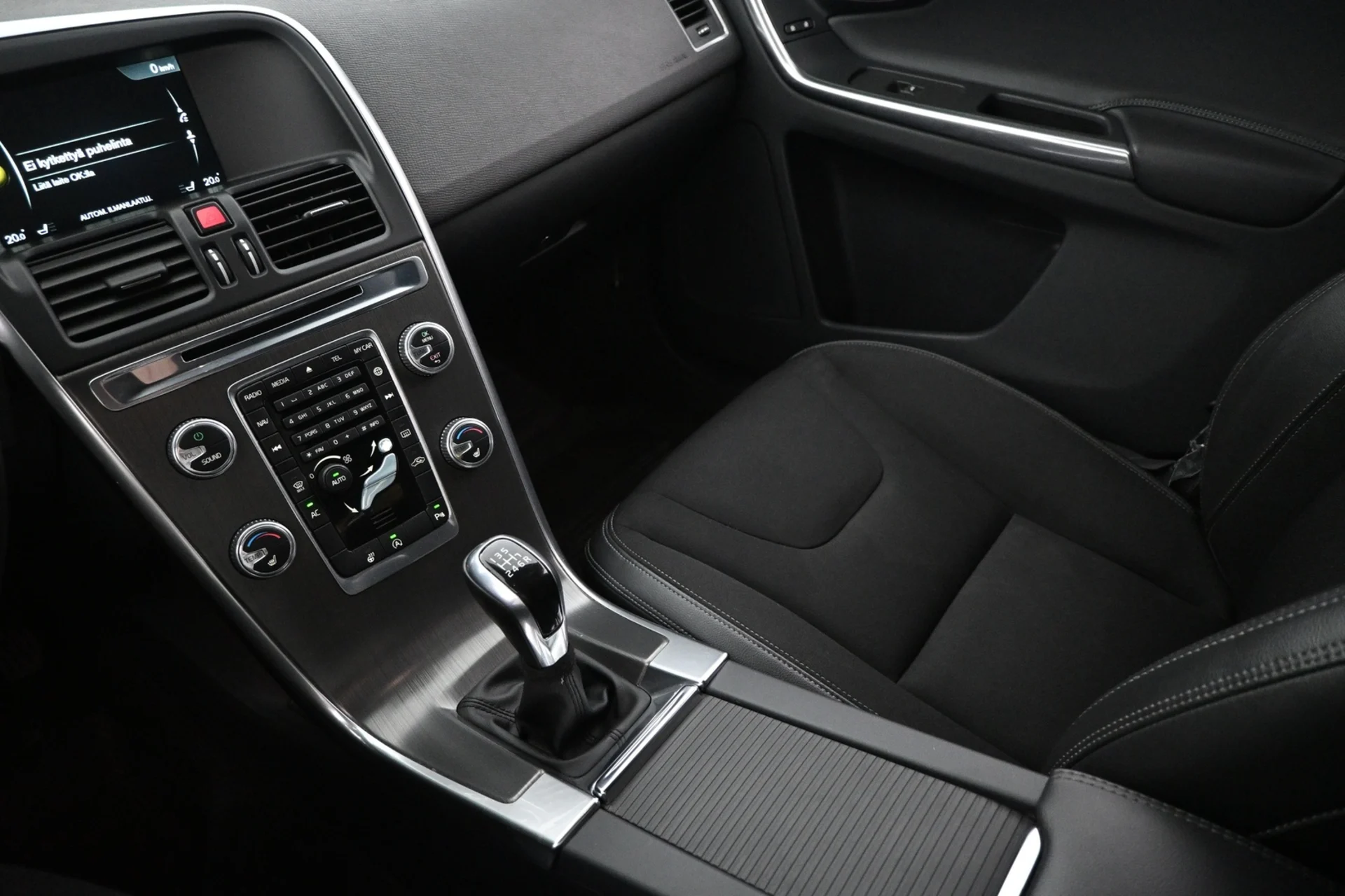 Car Image - 1yMyzJaWwgN73qHxLxPa7u