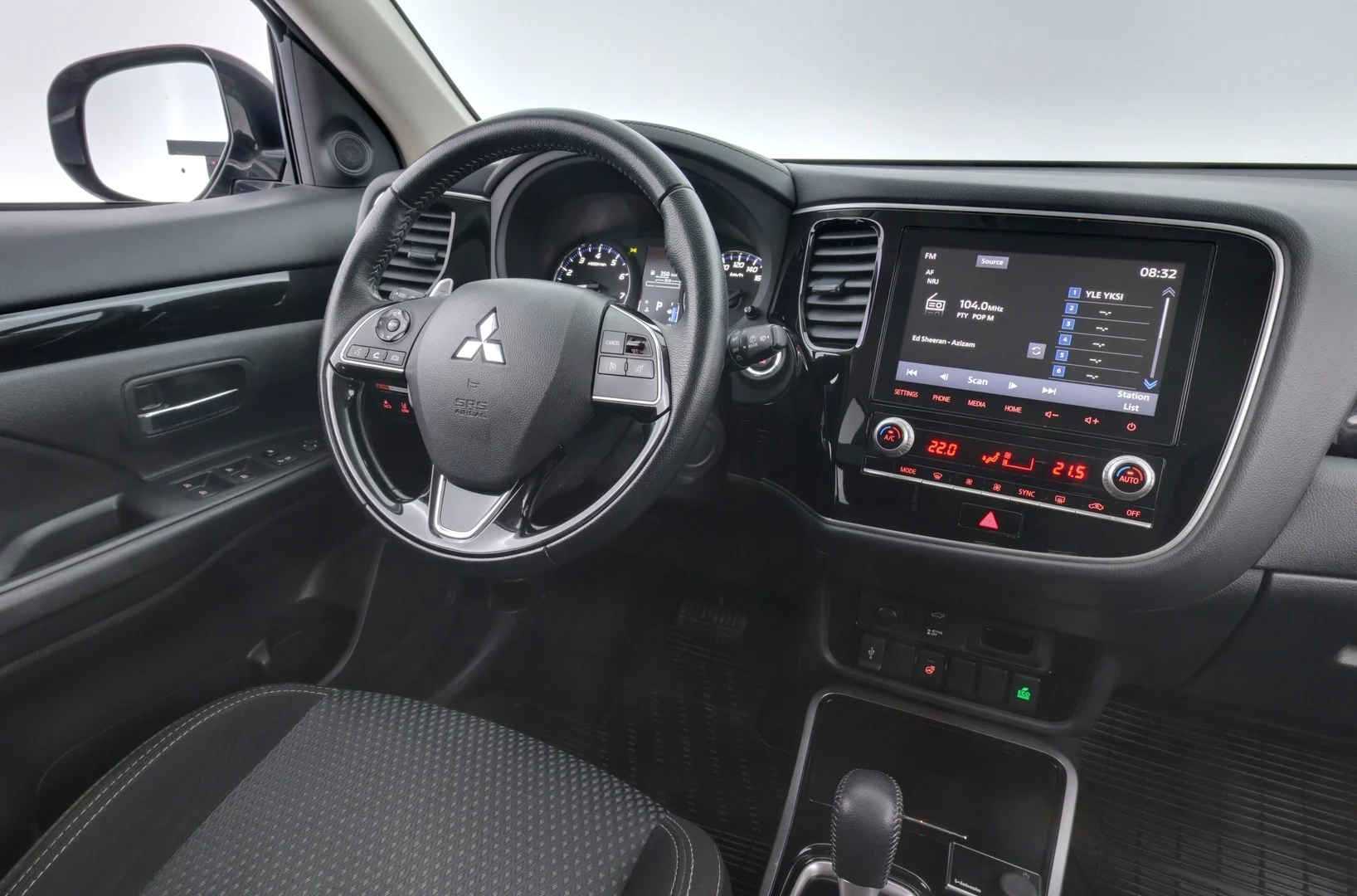 Car Image - Ini5y3pdeMwTstJmik0o6