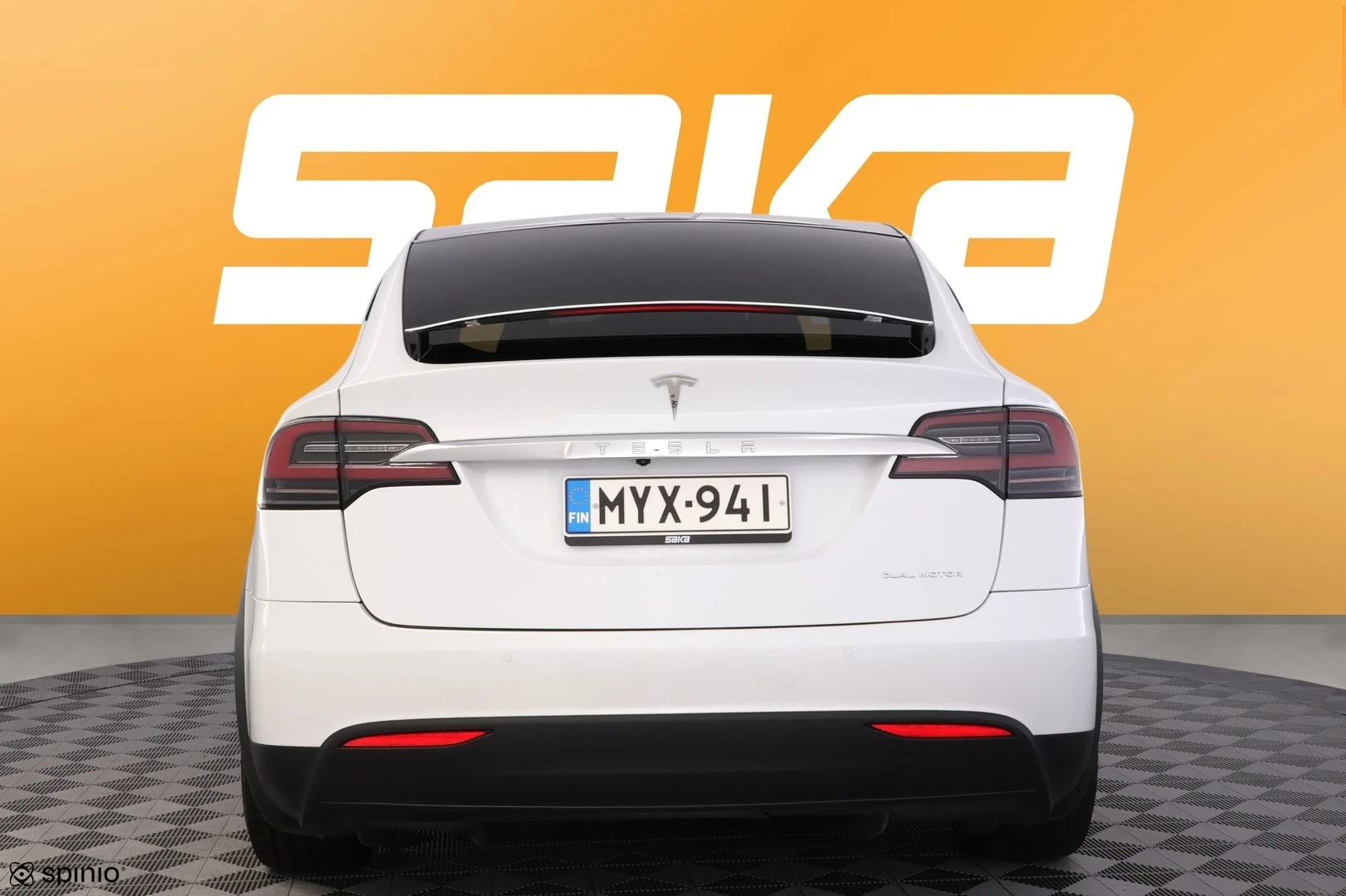 Car Image - 25b3CnE9bMXovNdVpPUK6H