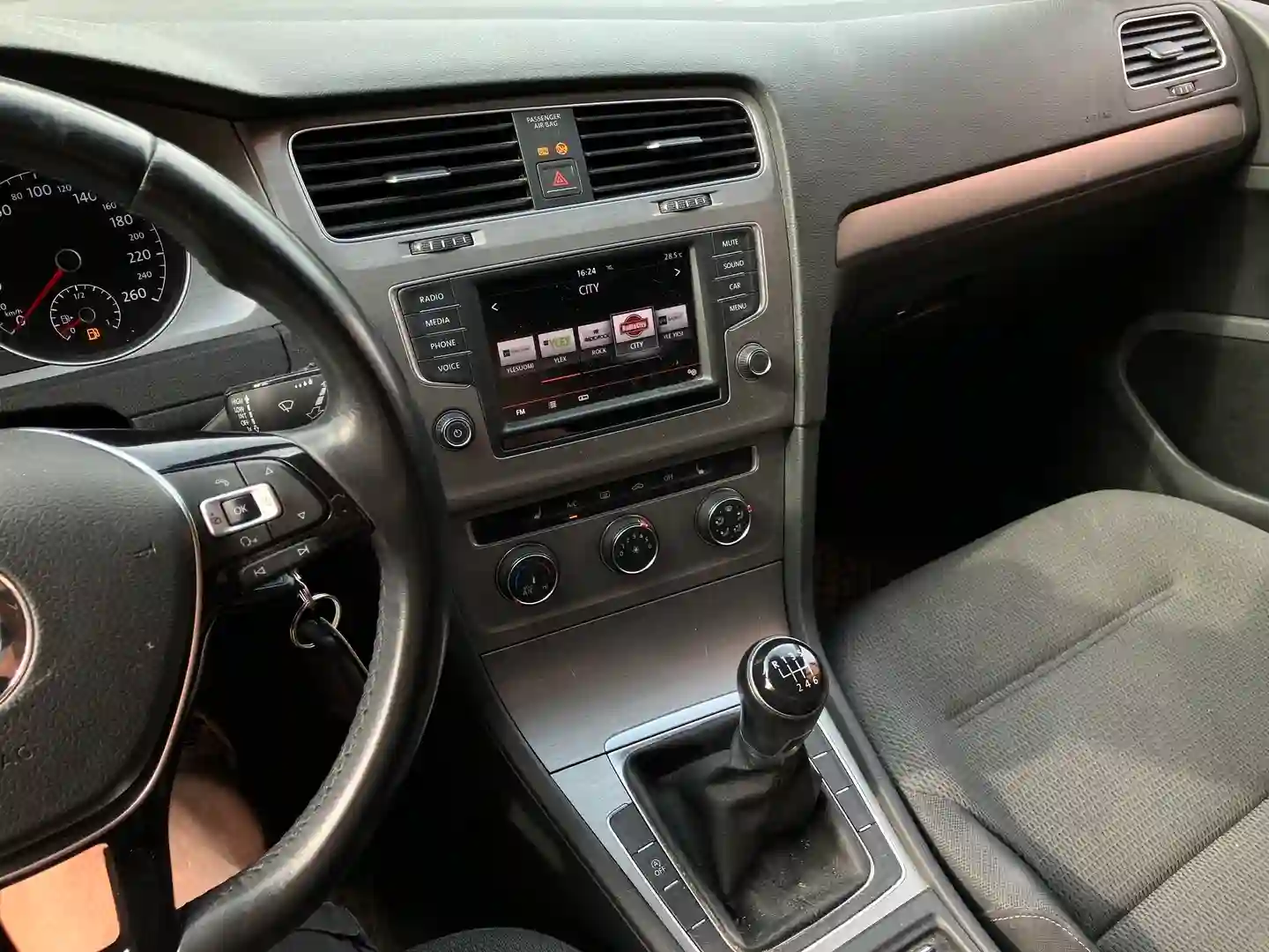 Car Image - 5cBbiYOCUp0A7VdWyXnrcr