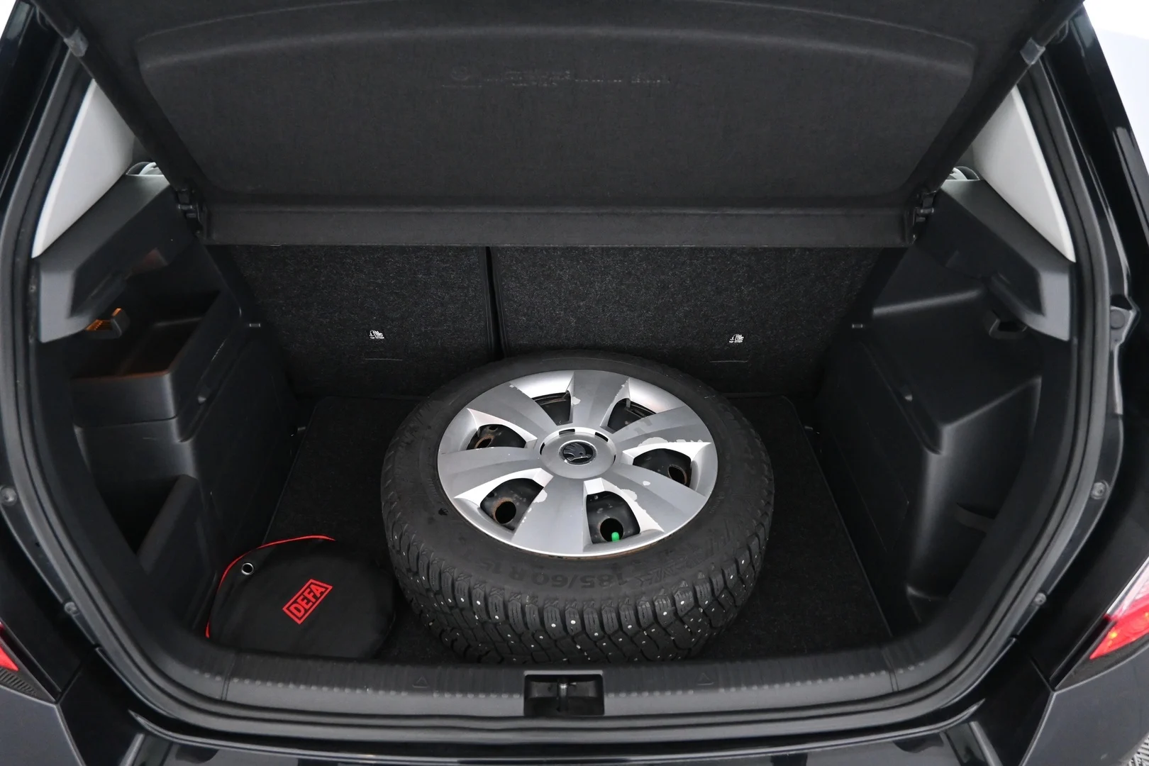 Car Image - ElVHj4VRRE6tH3tTio58G
