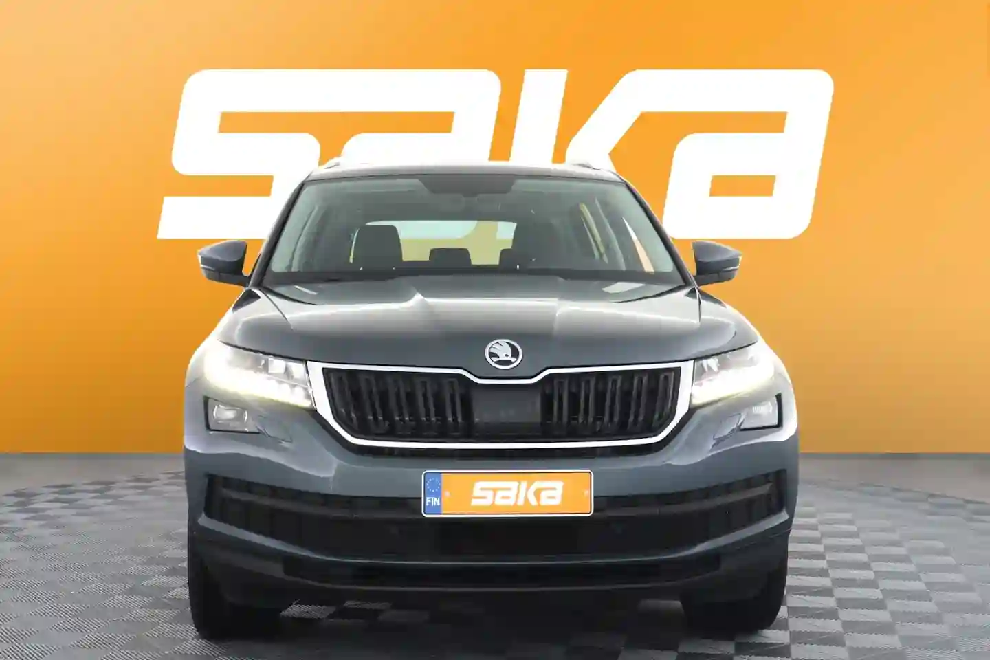 Car Image - 4C80NqqGDtXKOM2sDBhuSp