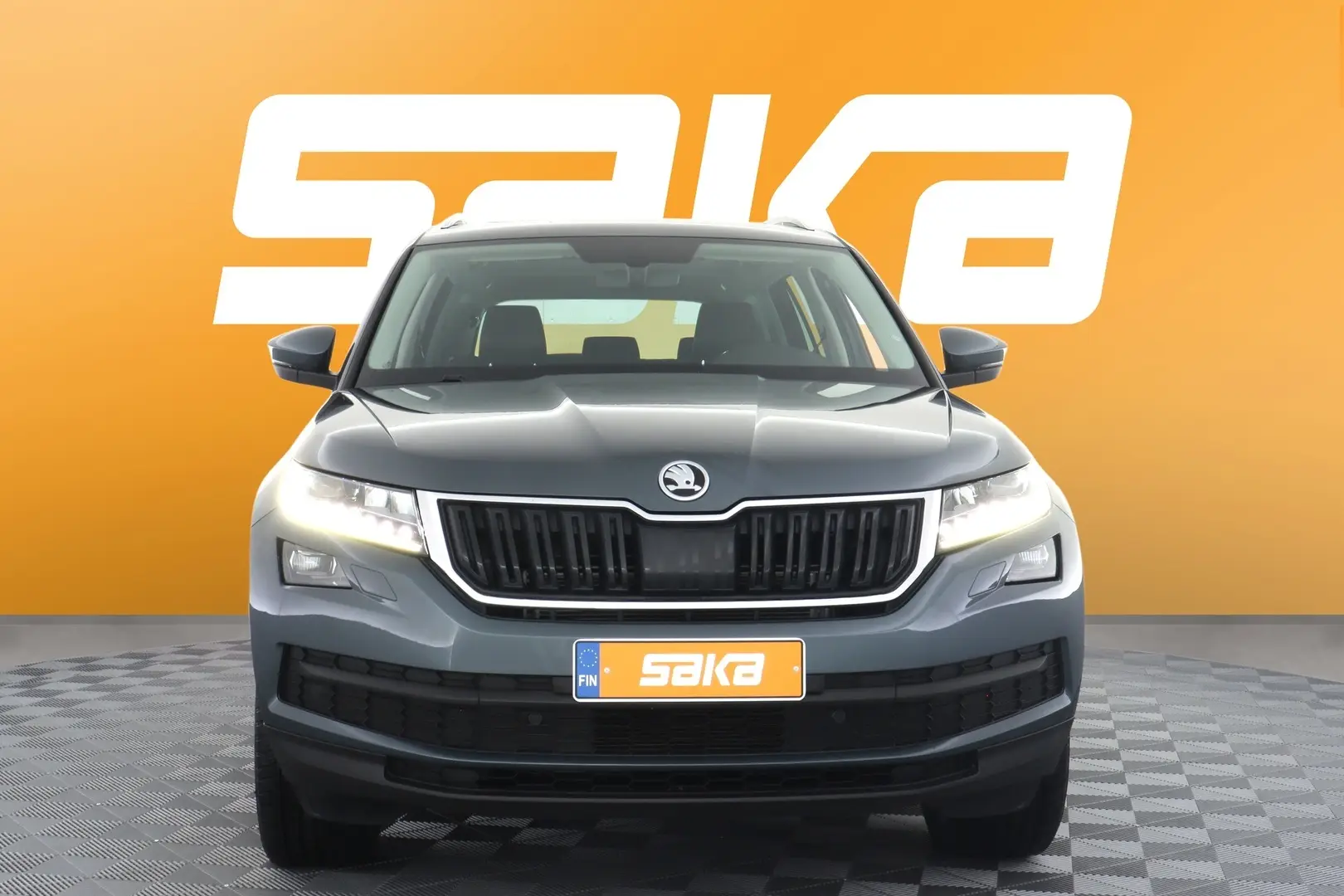 Car Image - 4C80NqqGDtXKOM2sDBhuSp