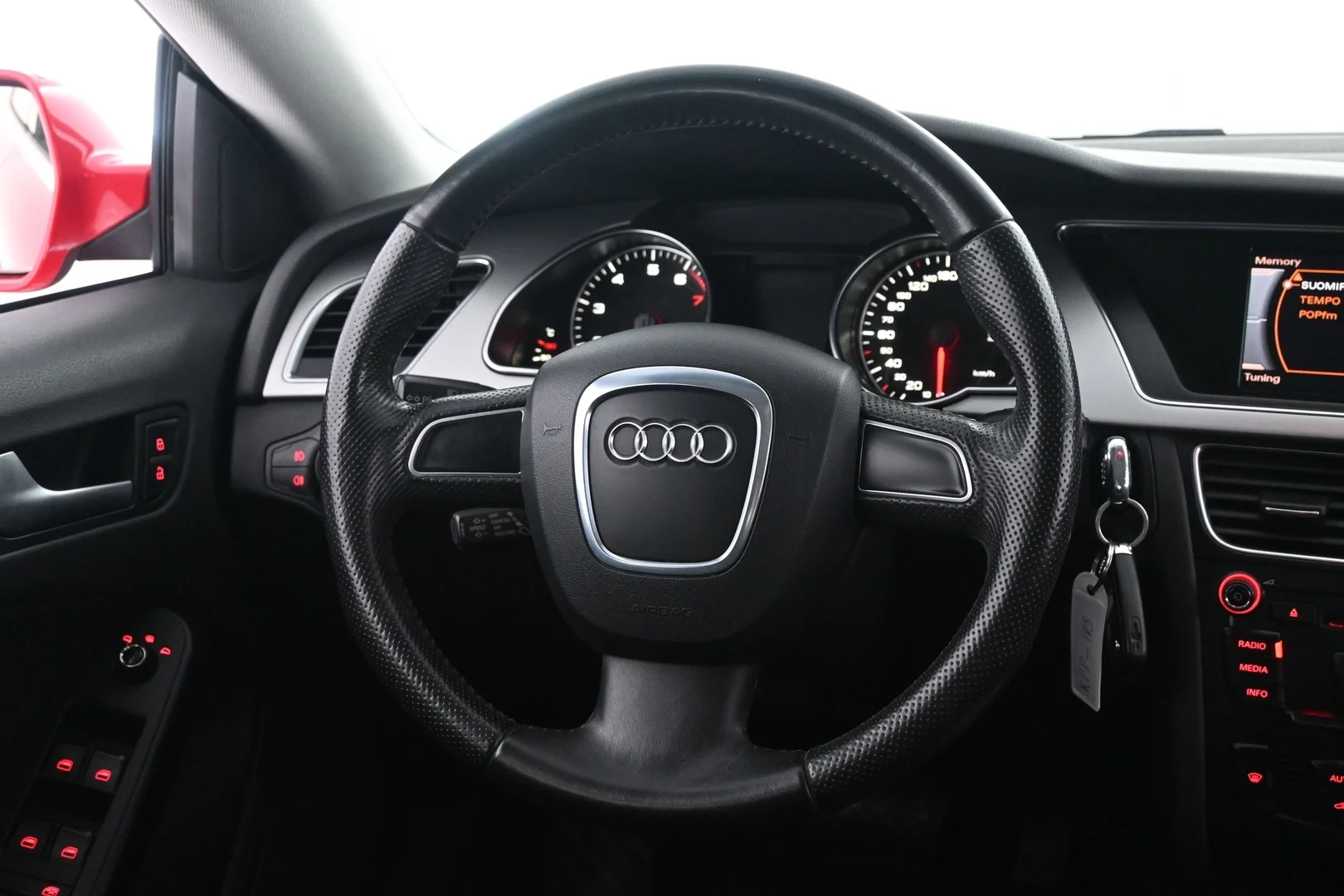 Car Image - M4yCCoeY7aYRZGJ61l1eP