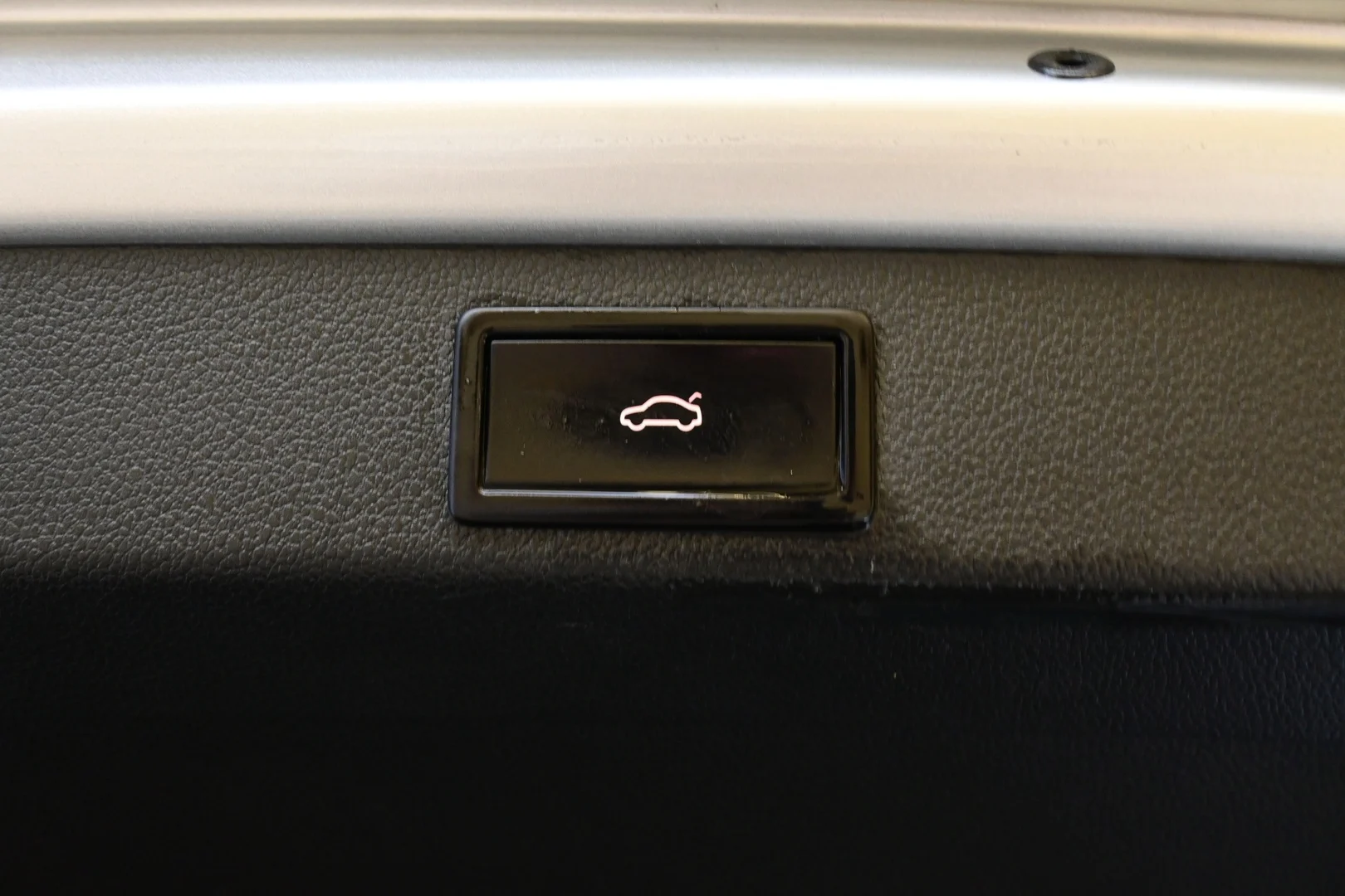 Car Image - 7HAbkWZSFG1pKNiStAGeiF