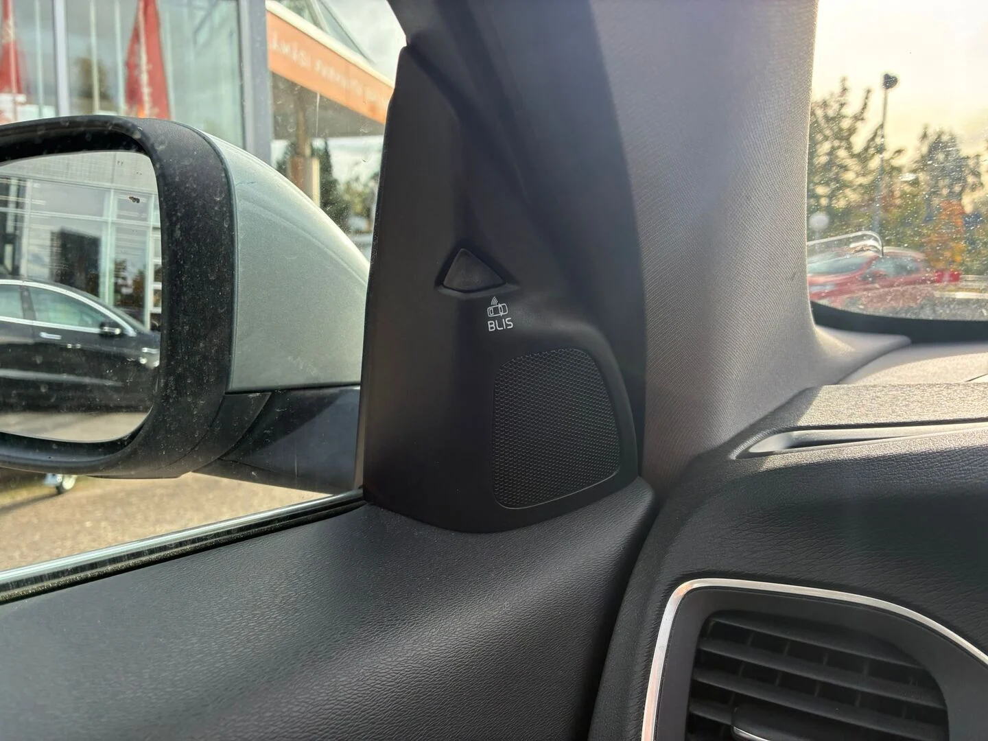 Car Image - 7g2goOpZtazH0JuBG5RYi