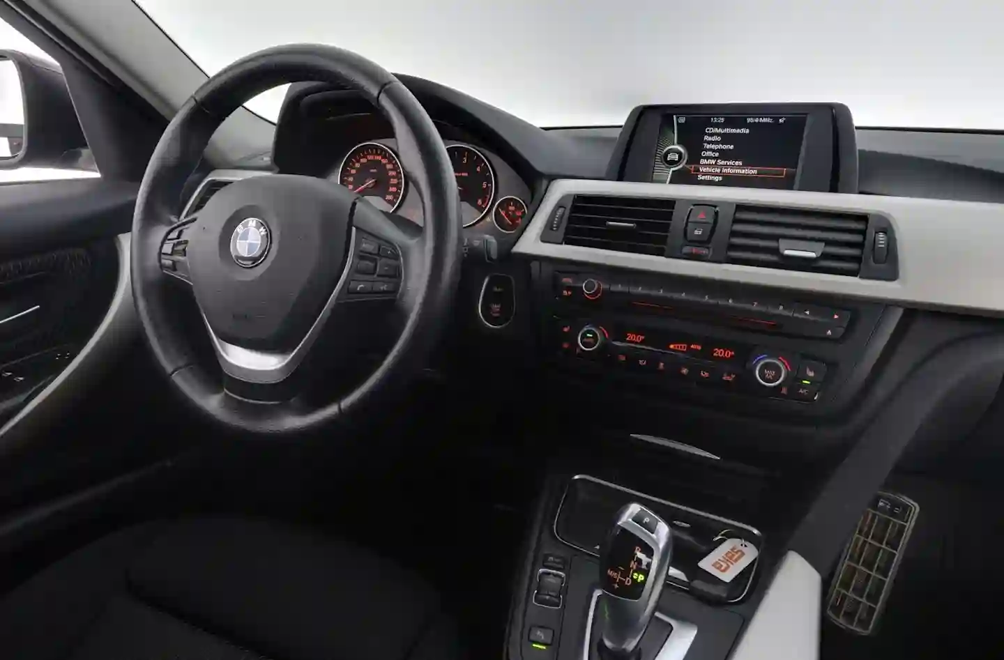 Car Image - 7d59V1HETtWfviYGIotkc2