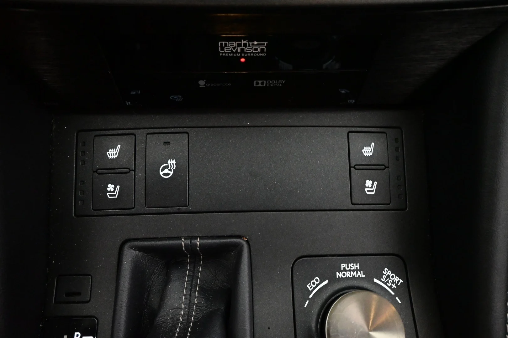 Car Image - 6fKwNo8fVVPq22Mnk8V92n