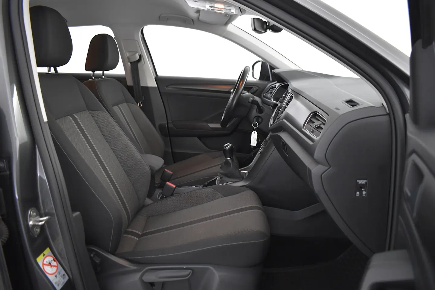 Car Image - 2kiwHKR5TmNsJbwwJdTpy2