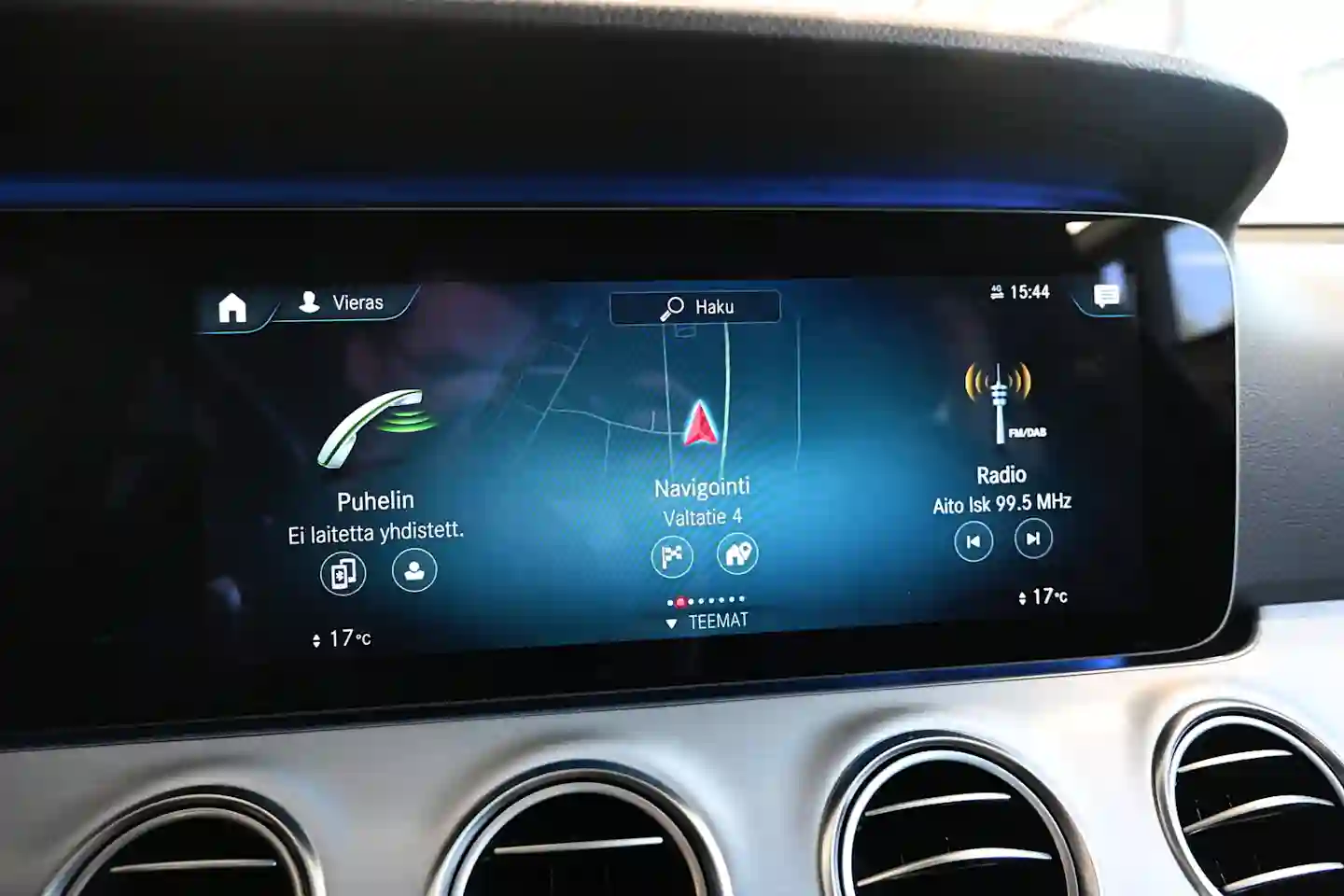 Car Image - qBbLFdbz9InBszjdJl3Ja