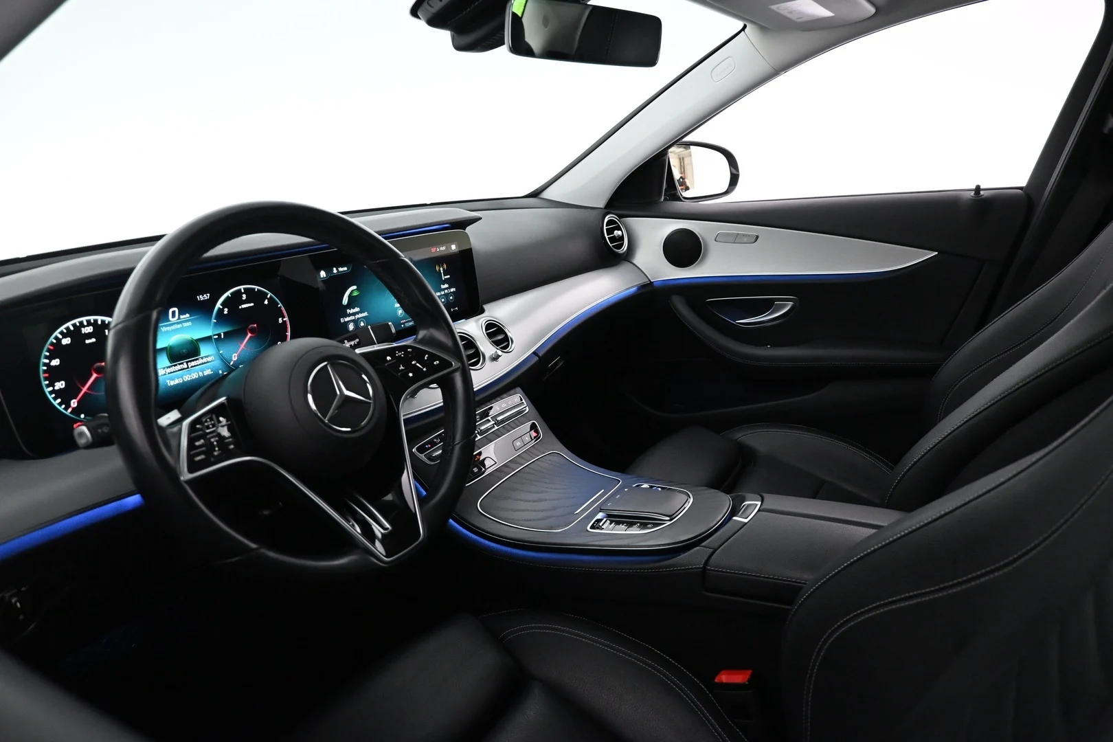 Car Image - qBbLFdbz9InBszjdJl3Ja