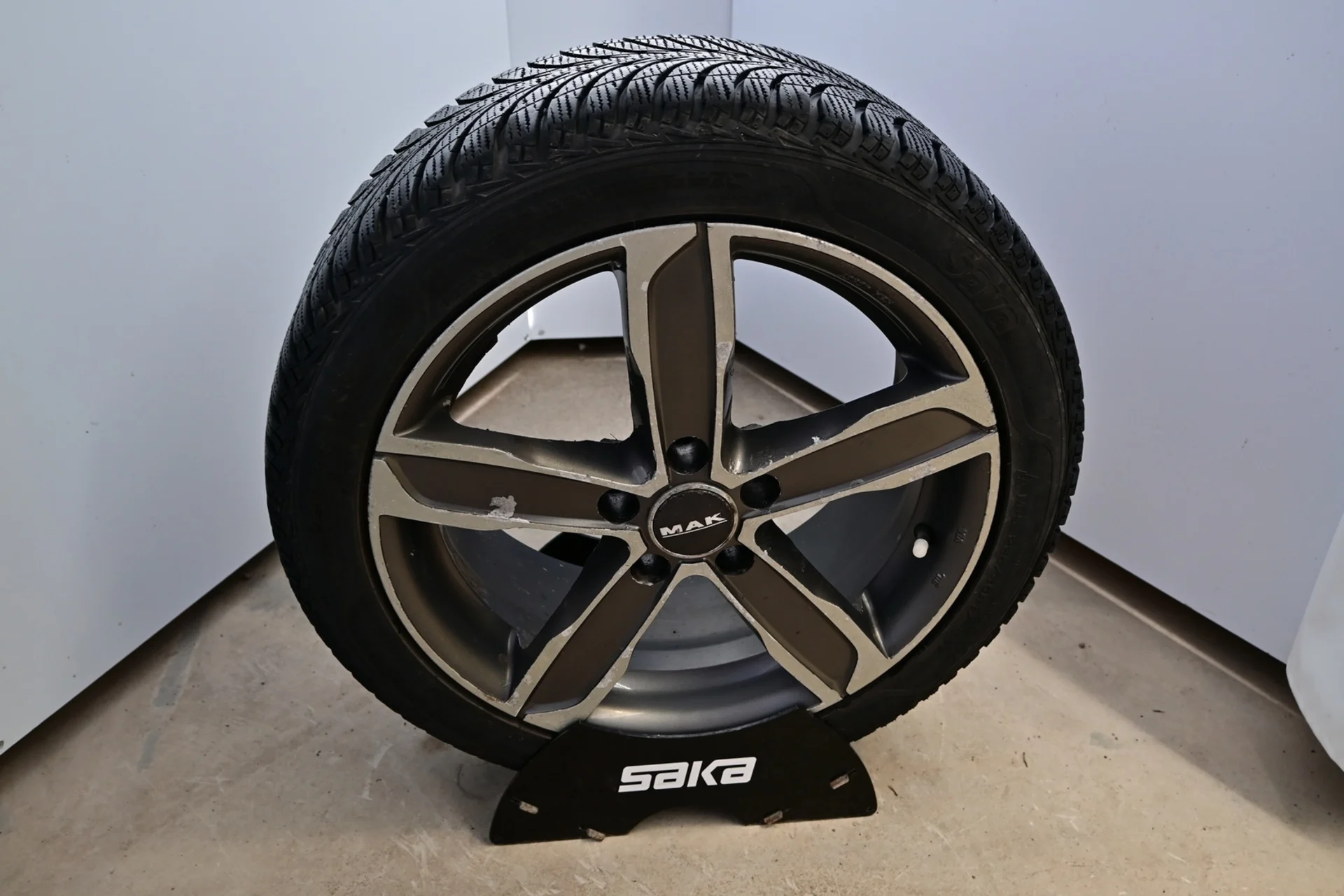 Car Image - nOls0K1jFgWiUWJqE4AH3