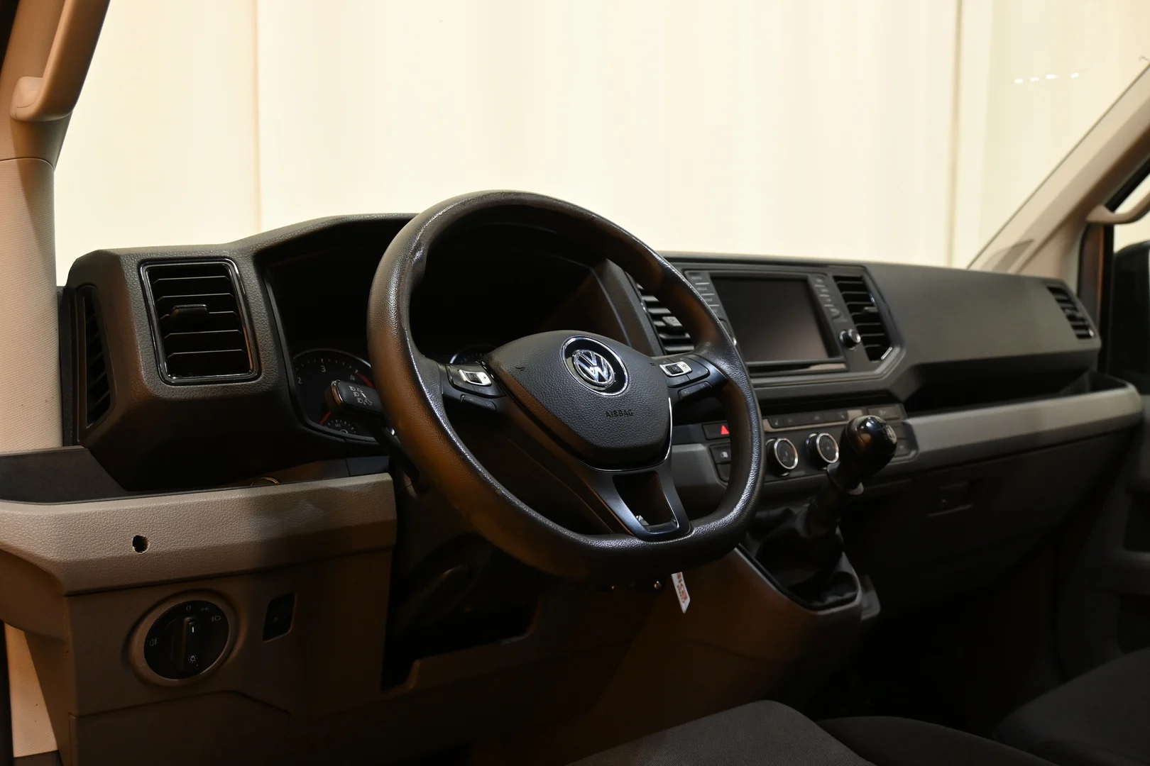 Car Image - 7ppGoSSZ4In94EqtAhQ9di