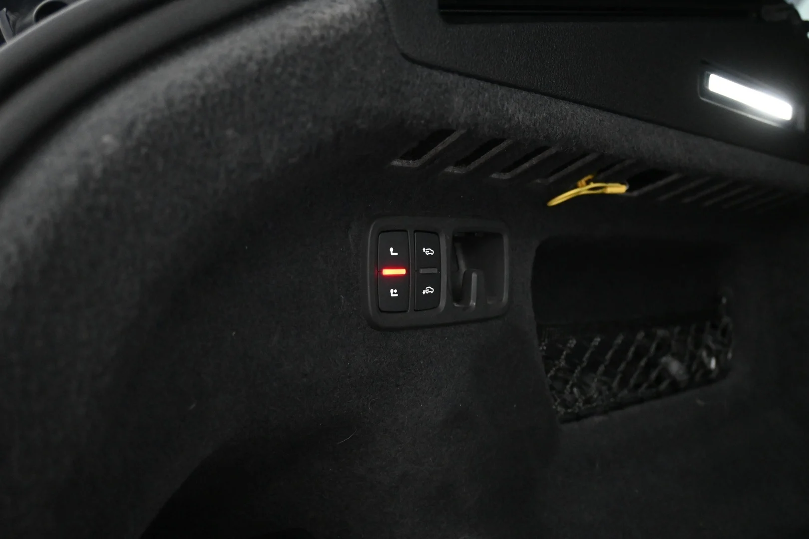 Car Image - 1qfI4qBRD05zFUSeRRjZOm