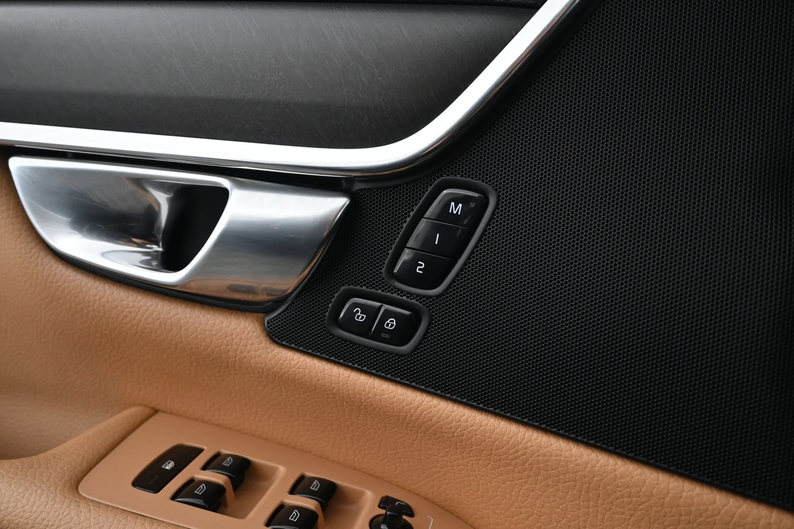 Car Image - 6gWPzrvQwRlec9xou6UqlV