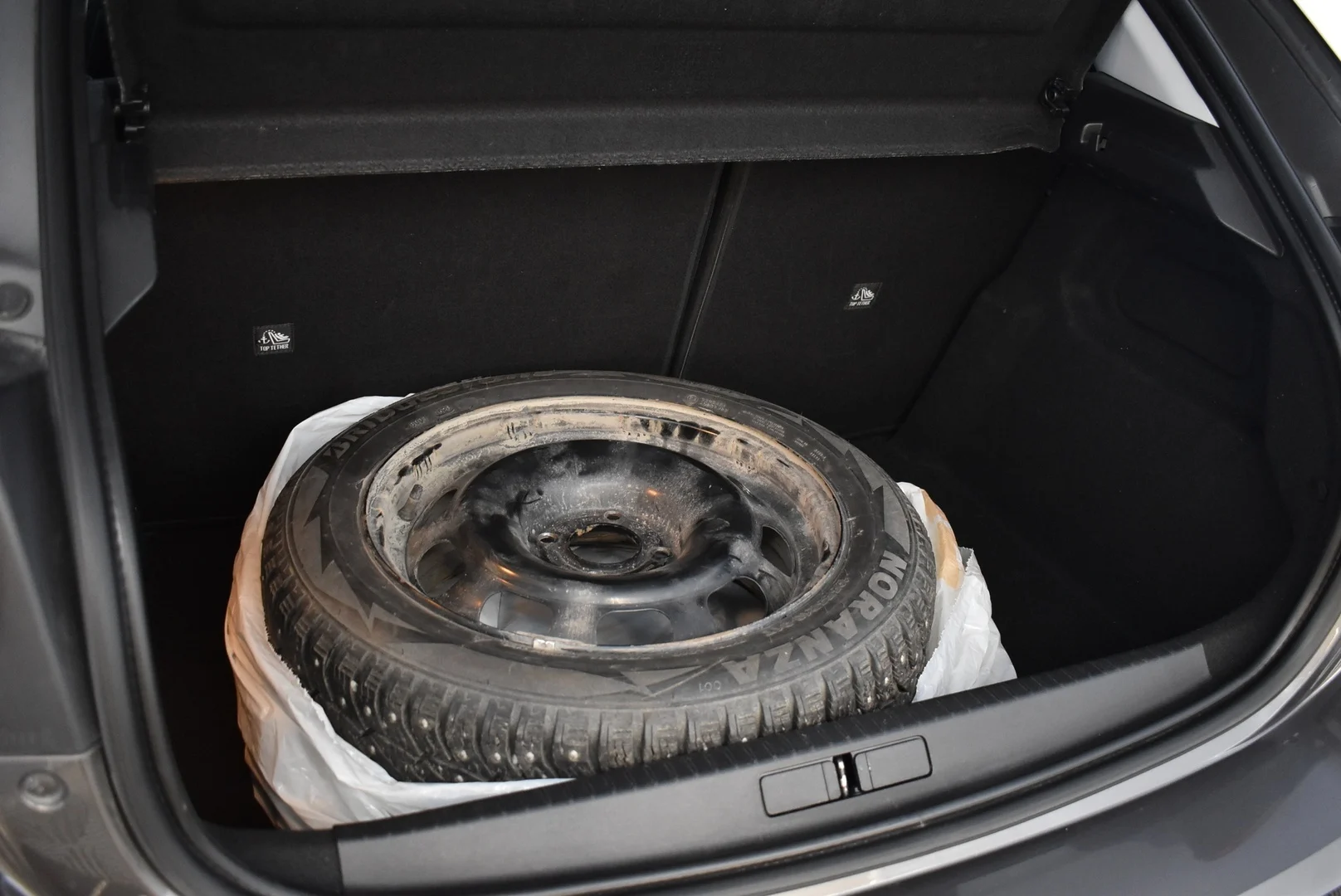 Car Image - 46bMeMxqcTBel0rkAE4cMX