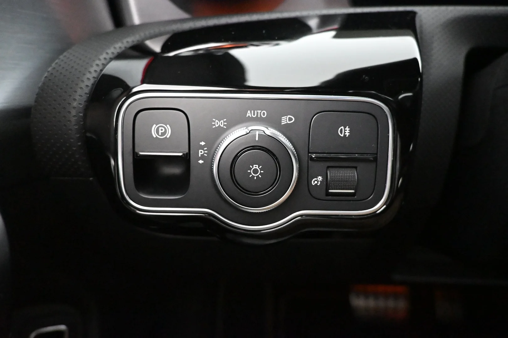 Car Image - 1Oz6n5lR8JCQiYrHl22U5Q