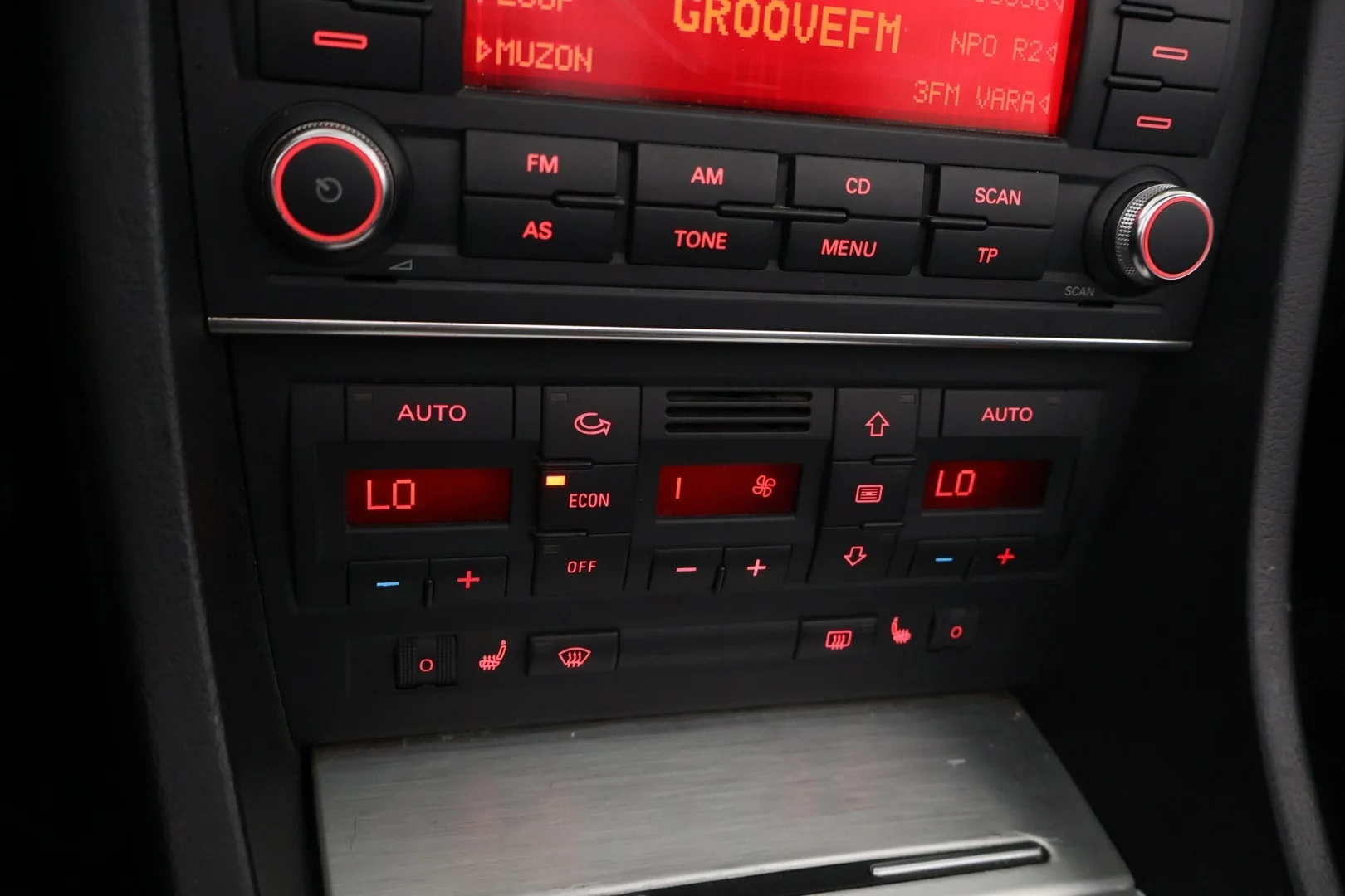 Car Image - 52LZ61f0KRxCprt8ybShWA