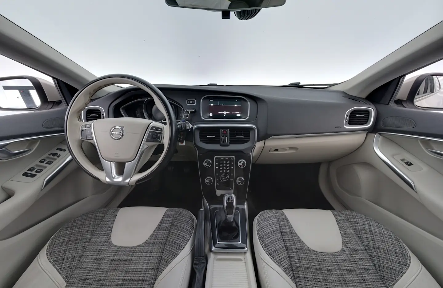 Car Image - 4ubUxjz9B5bBrzK9IrC1Af