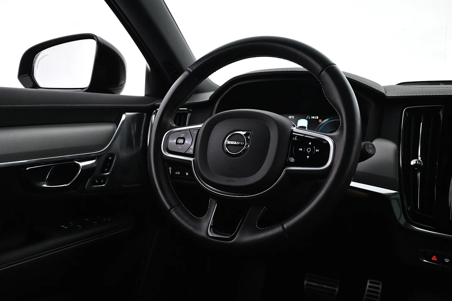 Car Image - 54M2C8wY421xo3AMTTFRs8
