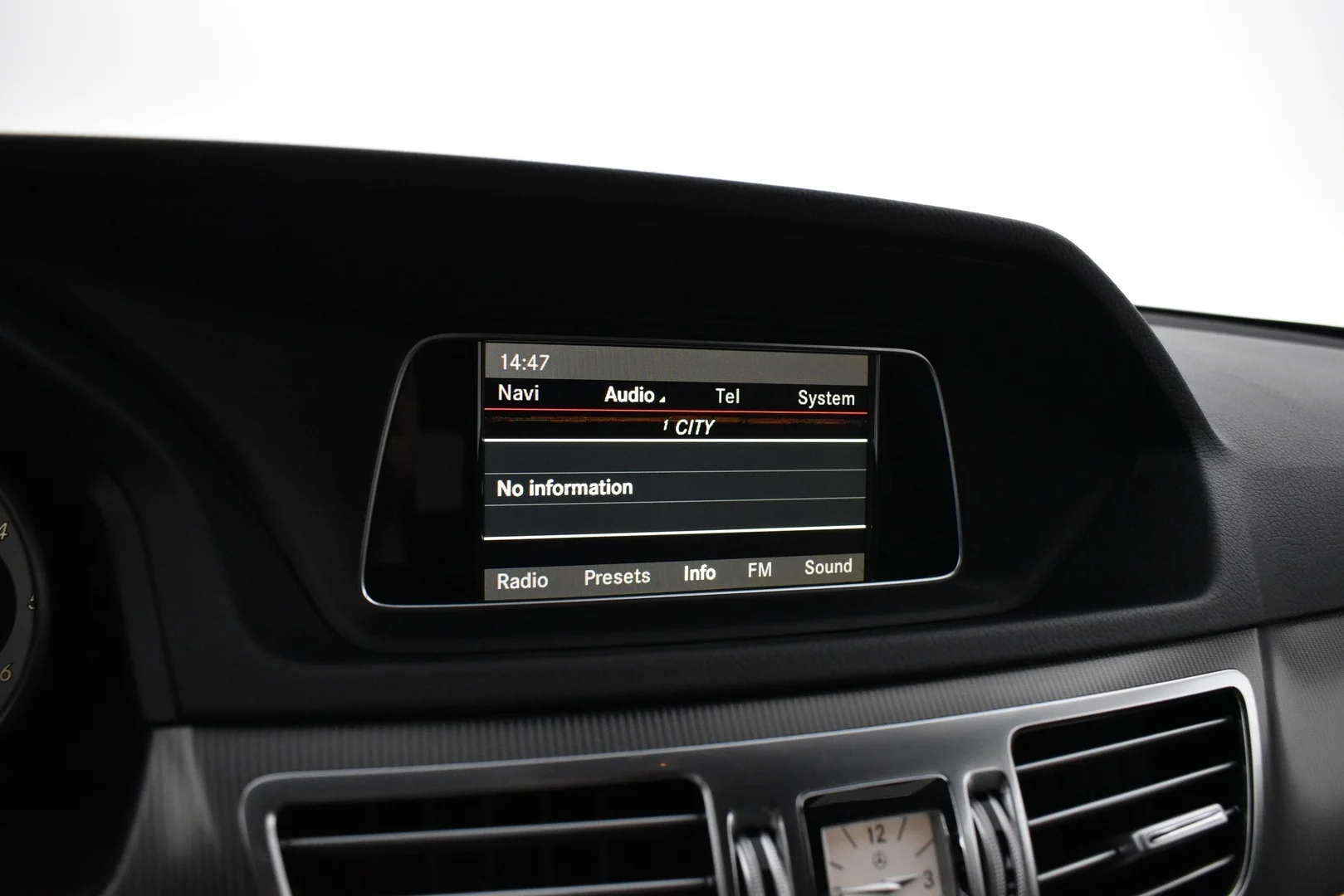Car Image - 1fm9tUvYImH1j5zyKV6nGX