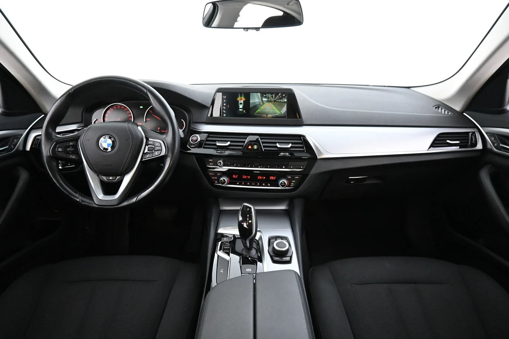 Car Image - 3BEKXkOLrhfs5hu6STfQ7P