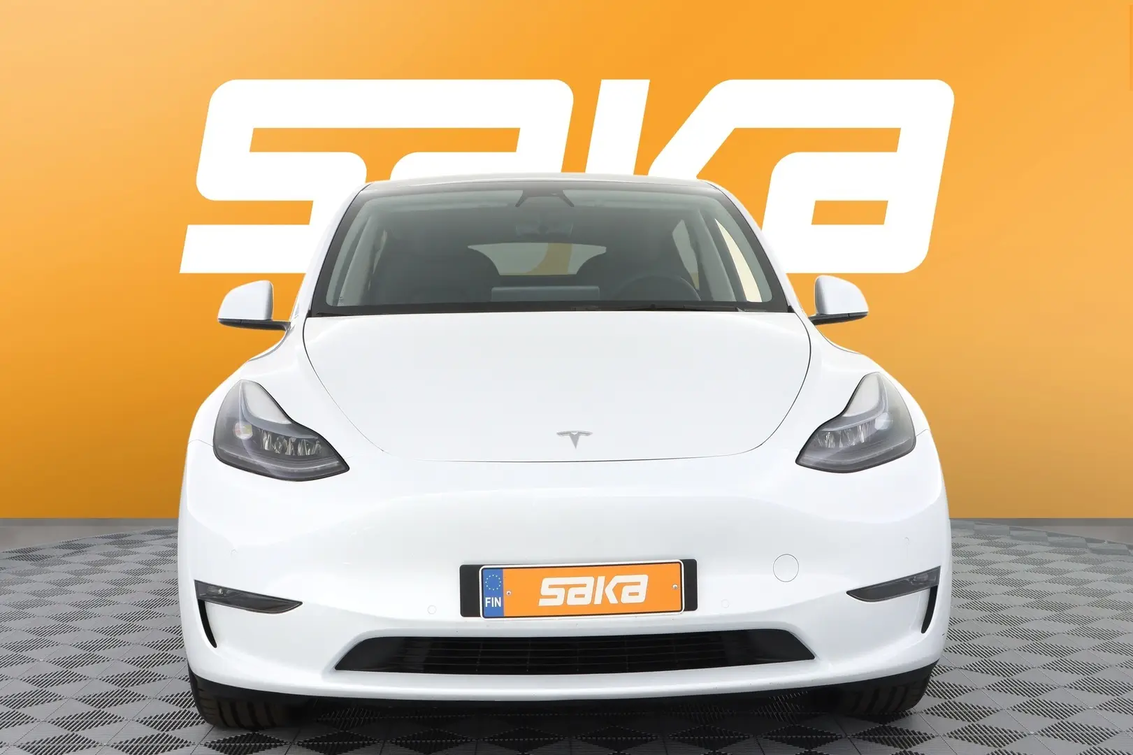Car Image - 6OXaka8mVGQyCFP616dBtJ