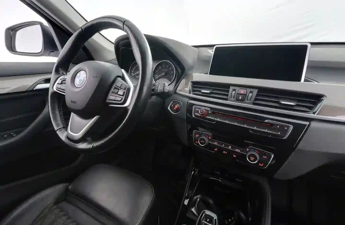 Car Image - 8BNCRGHN2PxN4Dv6hdwSC
