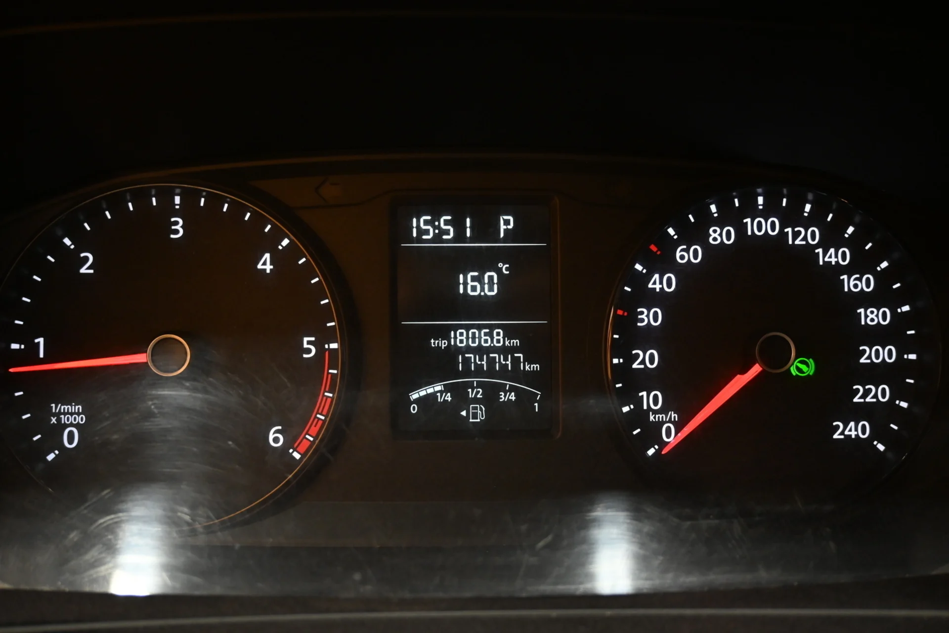 Car Image - 5eIsLSC4l4hdGIUtkmS1dL