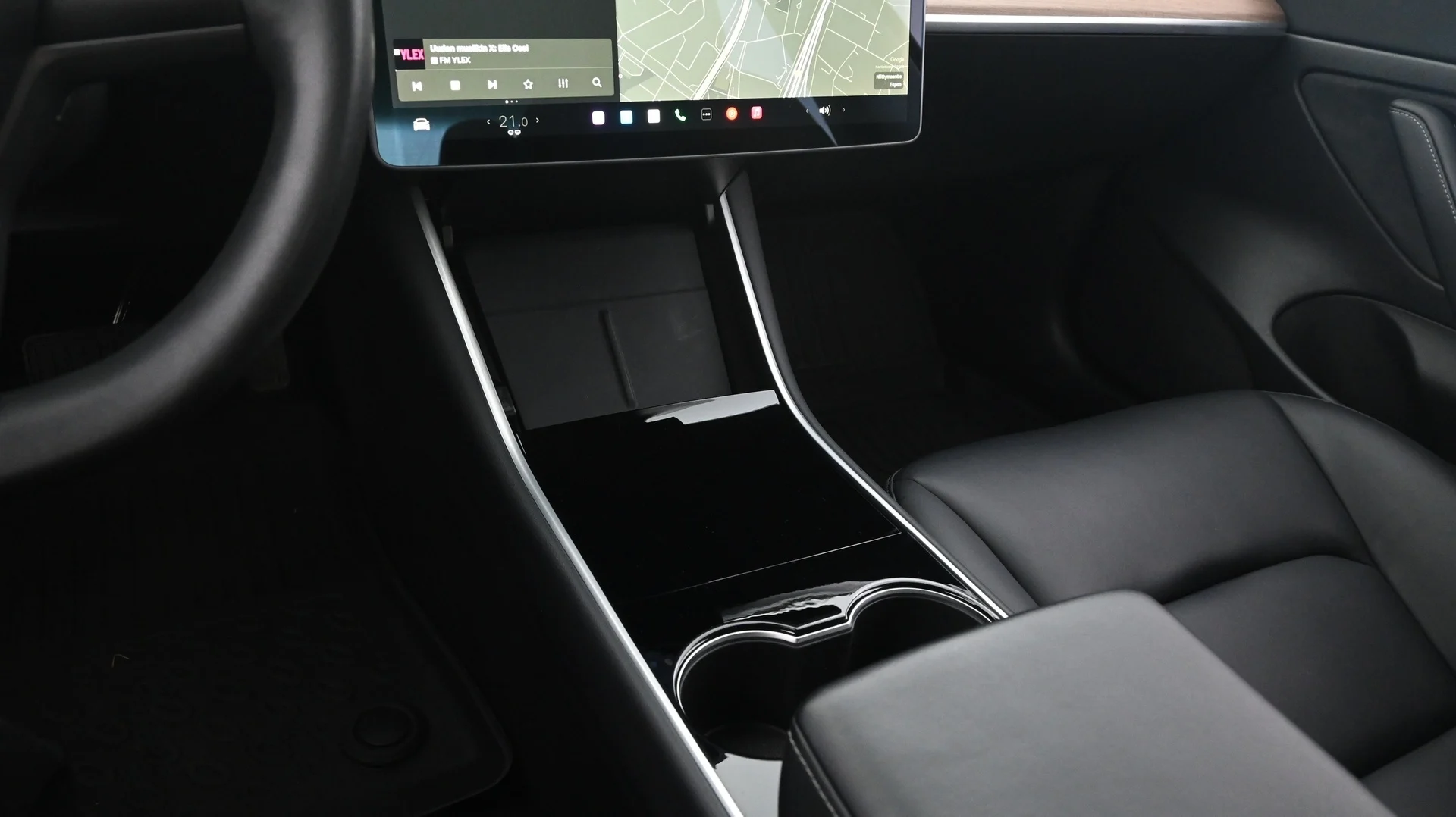Car Image - 7giJqZwB7gtakbzLzgnwRz