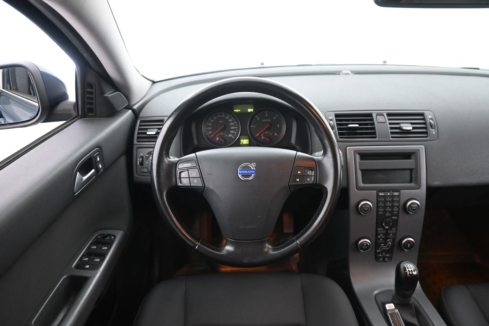 Car Image - 3drhiW24Ziep6eSpZNSx6y