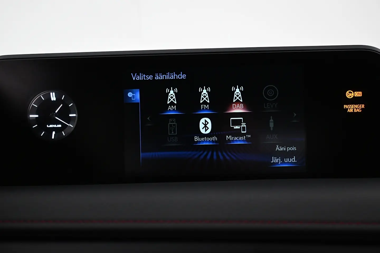 Car Image - 1LlLa396U9Leq5iREOhmbo