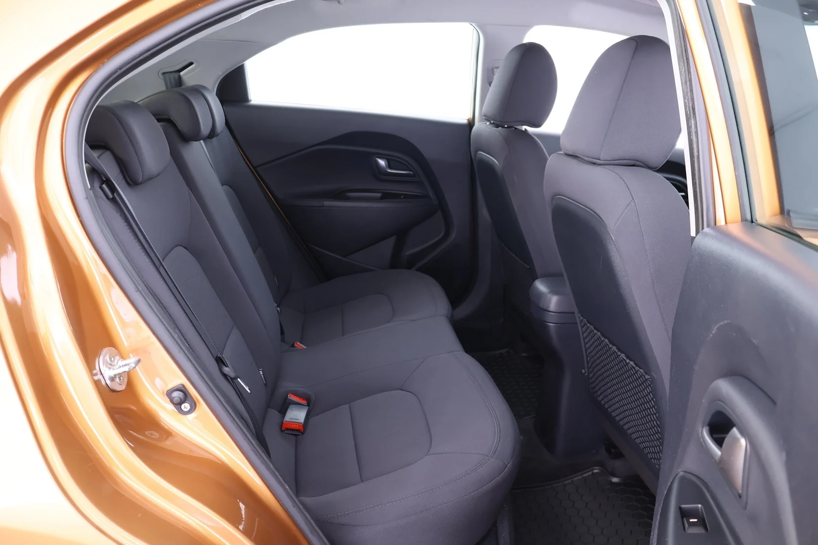 Car Image - j9L2AtVIp4caj3RrIkMXH
