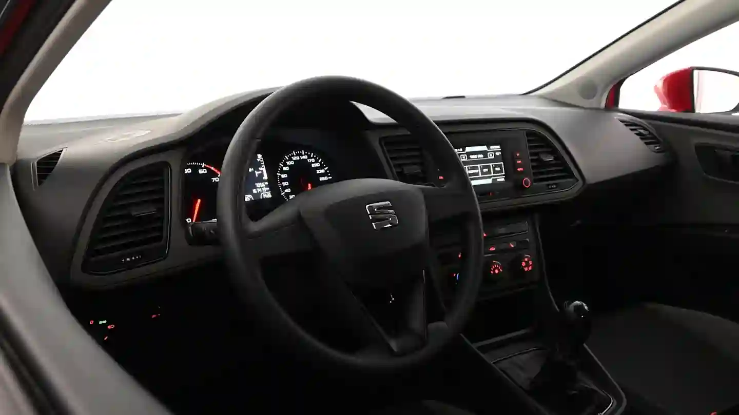 Car Image - eByIJunTuHnFHXqSKClMS