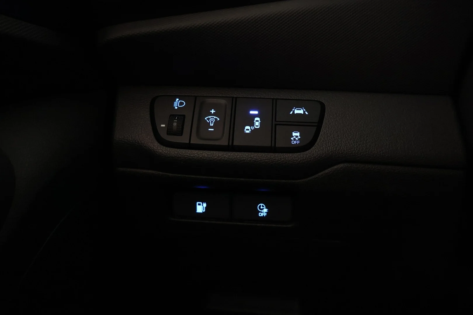 Car Image - 76LOB9n0XXiDi4oHnSJLwl